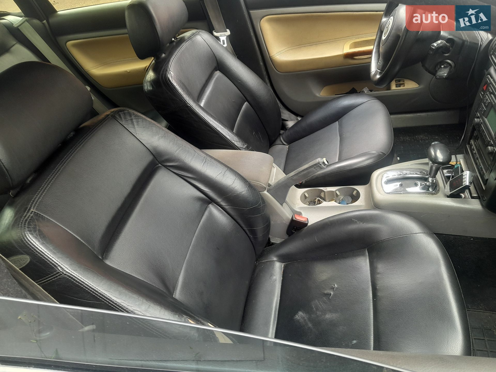 Volkswagen Passat 2002 VIN WVWZZZ3BZ2E409403 фото оголошення 4 з 10