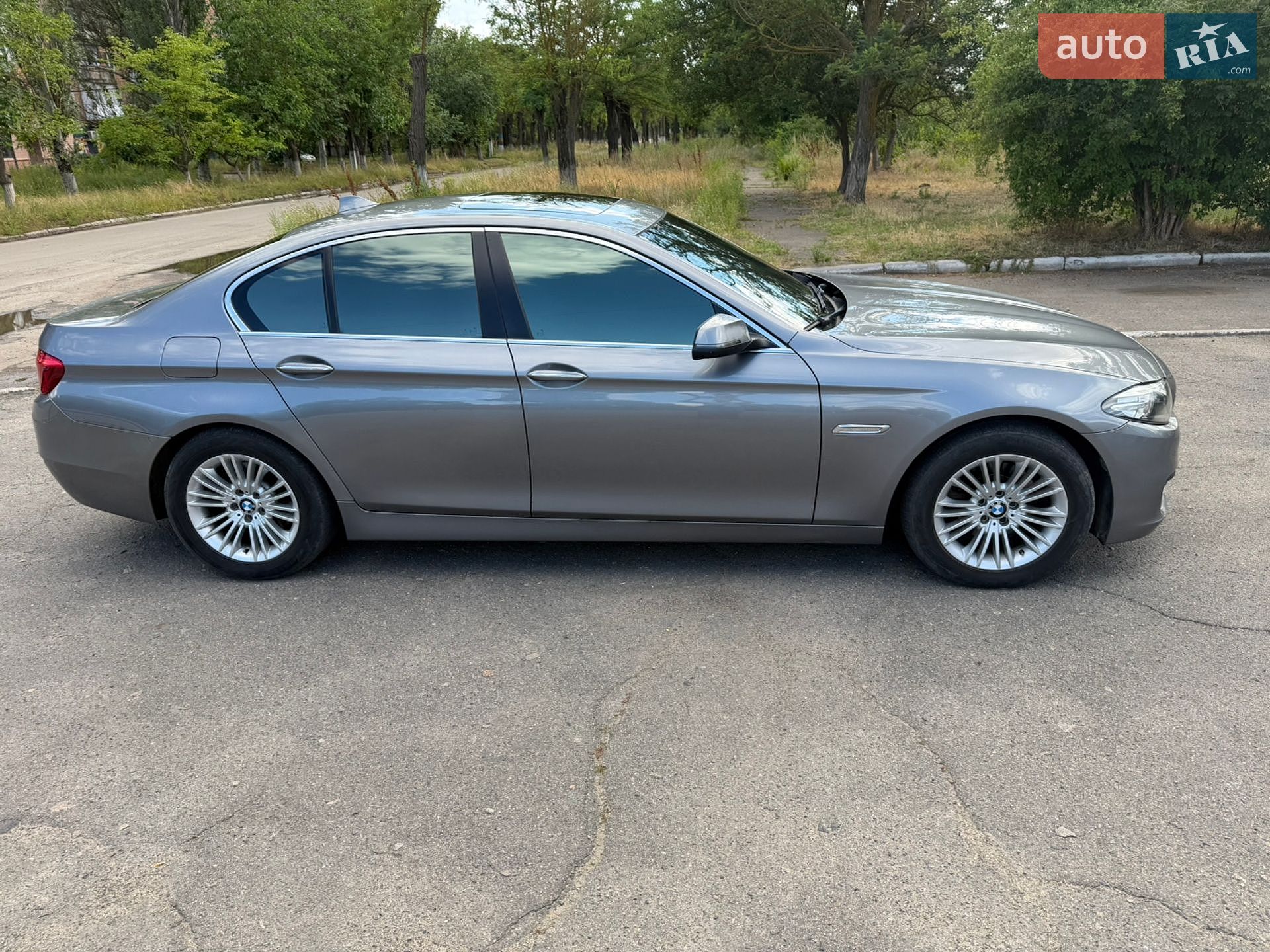 BMW 5 Series 2014 VIN WBA5C3108ED763569 фото оголошення 3 з 19
