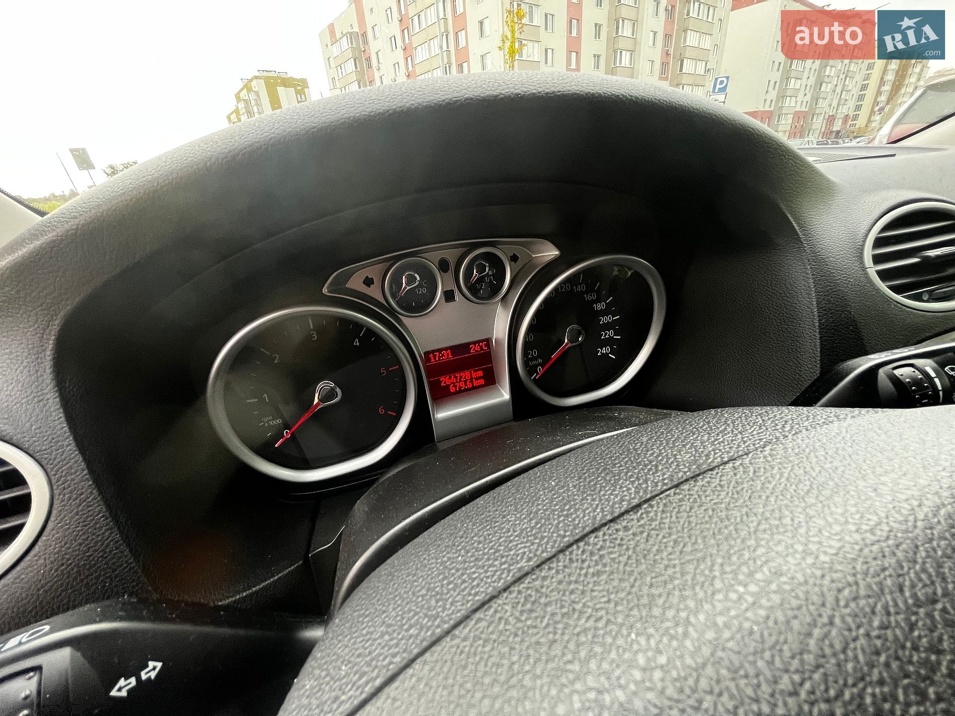 Ford Focus 2010 VIN WF0SXXGCDS9E10028 фото оголошення 11 з 13