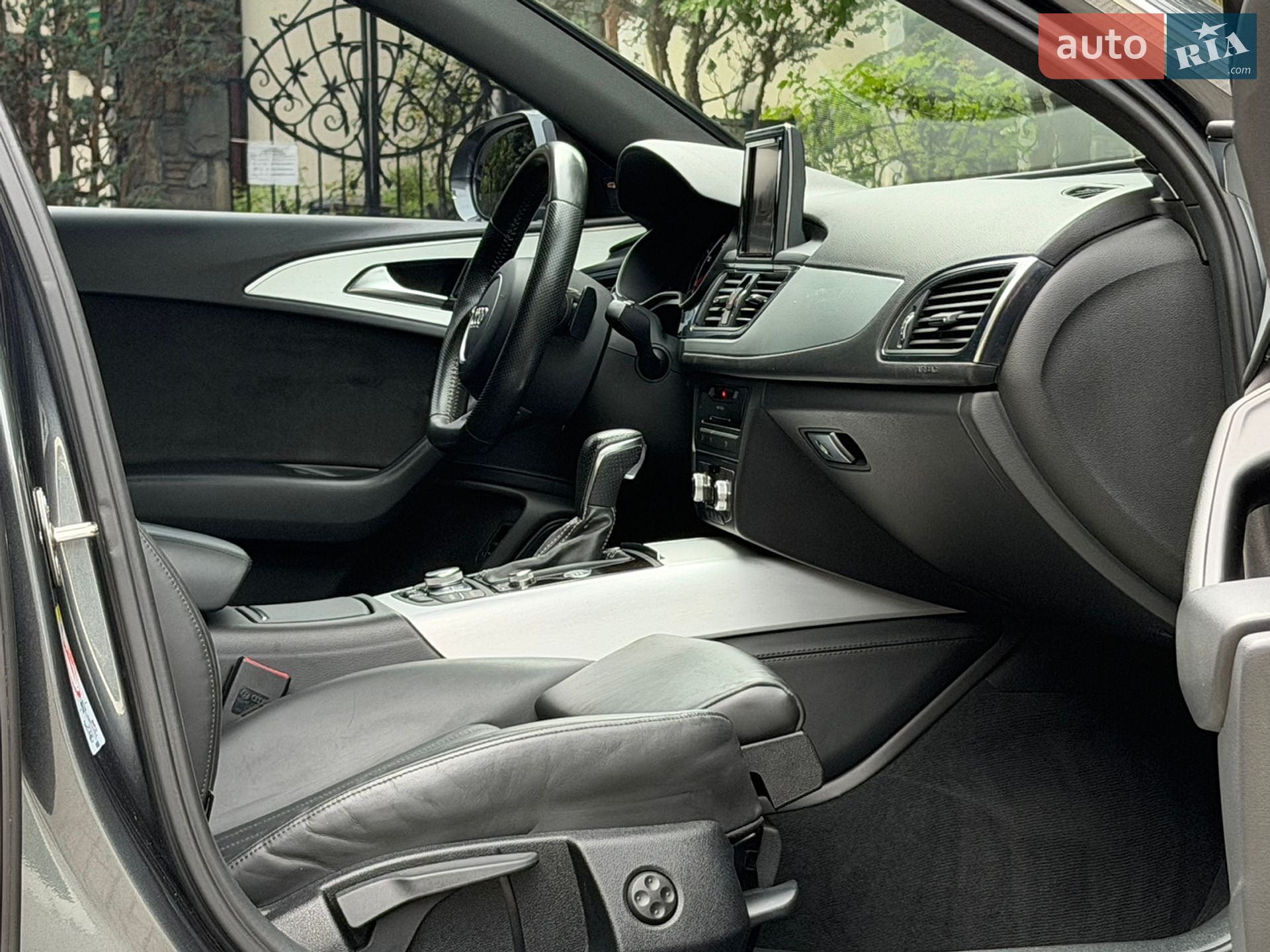 Audi A6 2018 VIN WAUZZZ4G7JN115995 фото оголошення 41 з 68