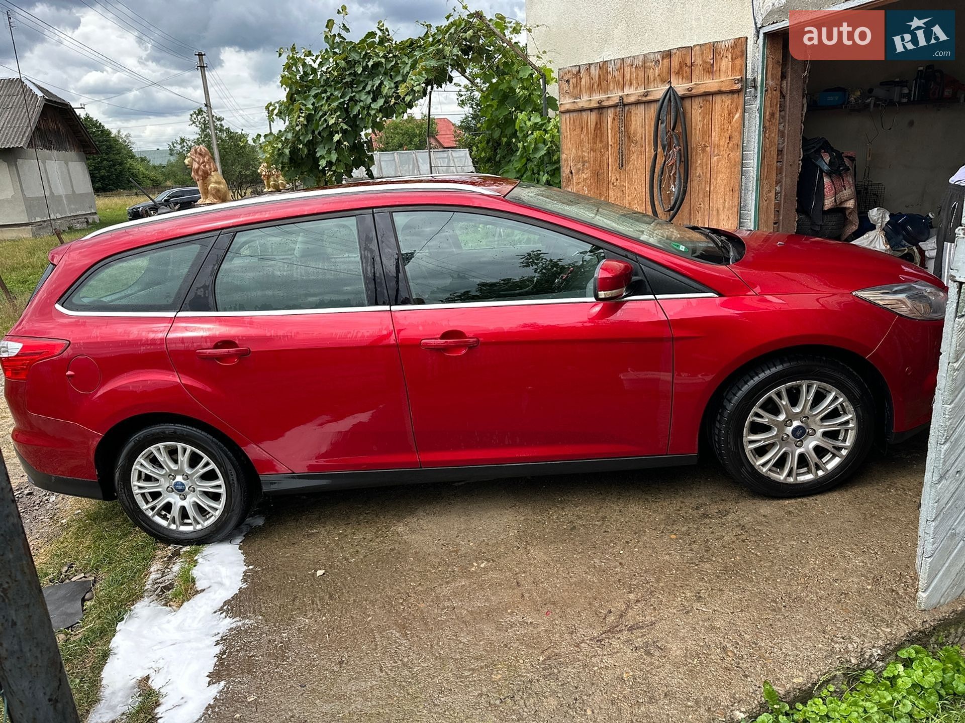 Ford Focus 2013 VIN WF0LXXGCBLDJ53404 фото оголошення 3 з 15