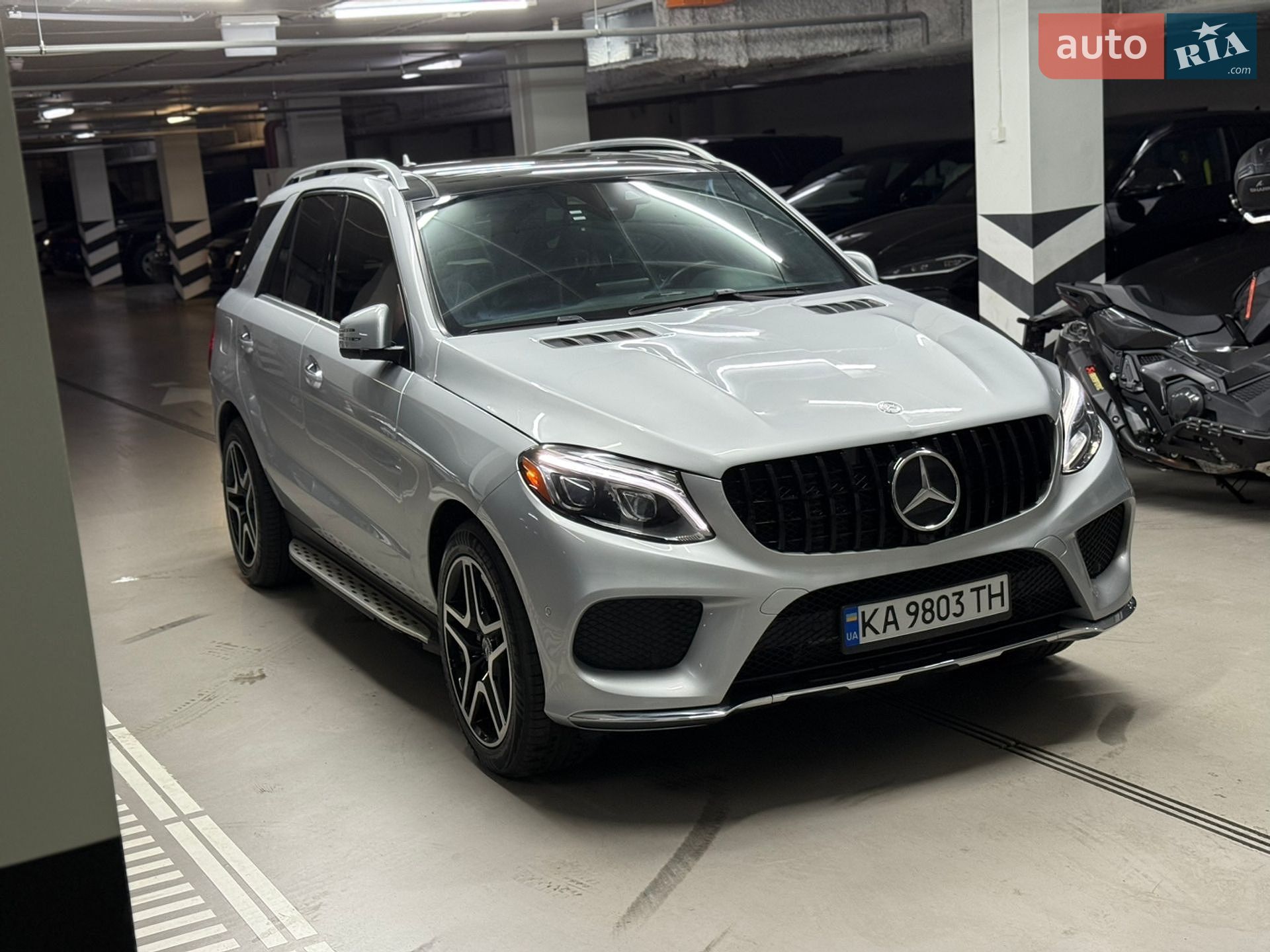Mercedes-Benz GLE-Class 2016 VIN 4JGDA2EB2GA802845 фото оголошення 2 з 28