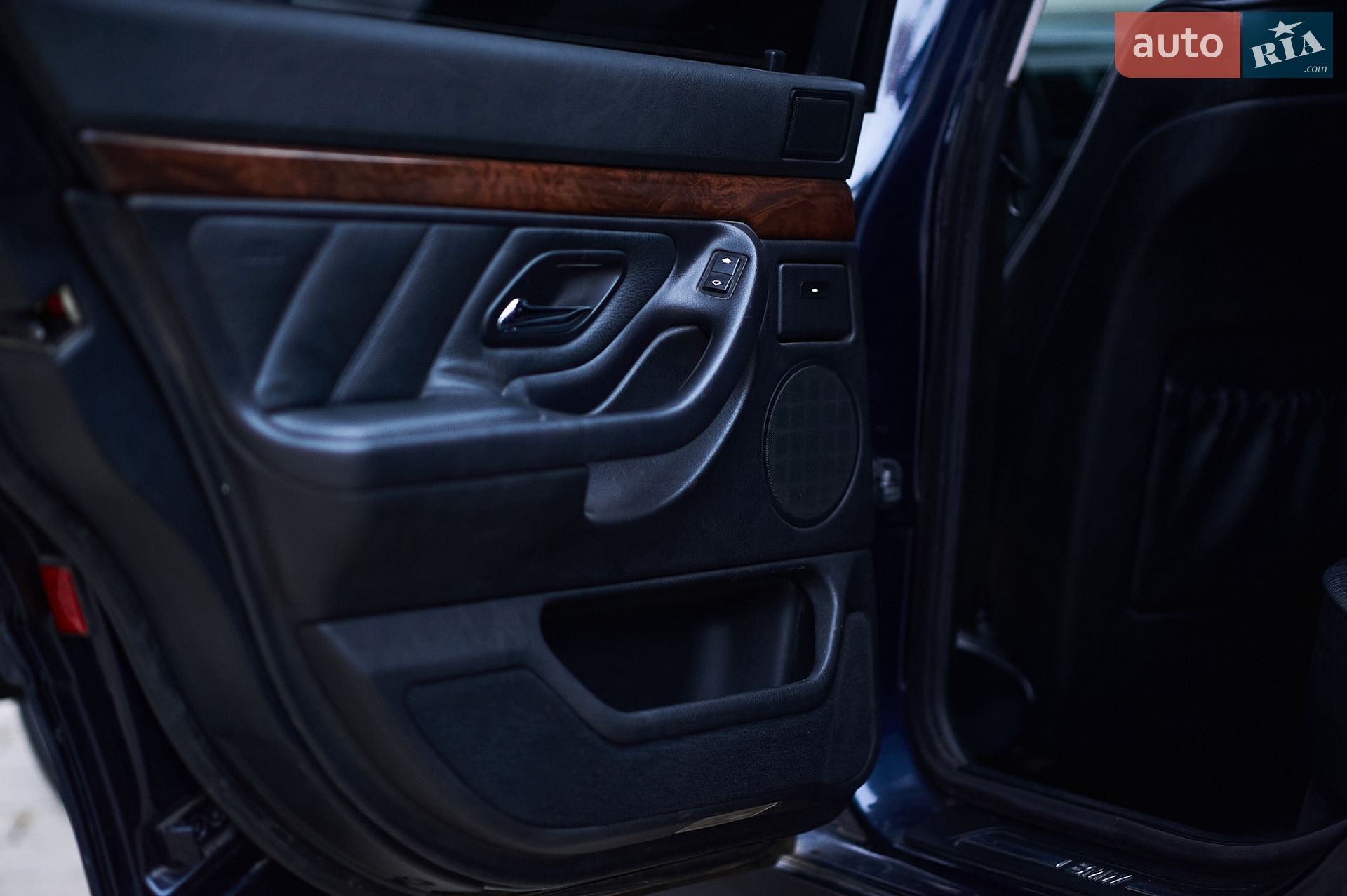 BMW 7 Series 1999 VIN WBAGE410X0DN16586 фото оголошення 30 з 46