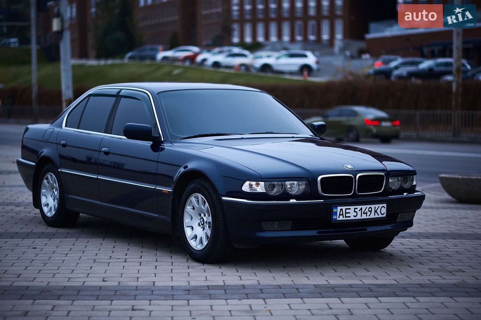 BMW 7 Series 1999 VIN WBAGE410X0DN16586 фото оголошення 4 з 46