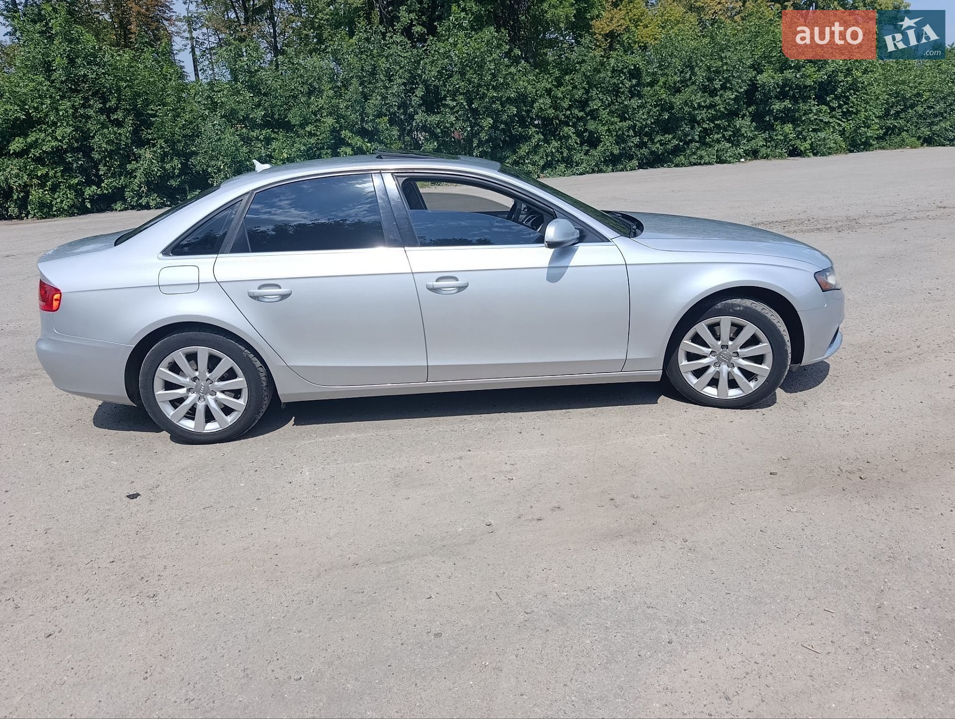 Audi A4 2012 VIN WAUBFAFL8CA053460 фото оголошення 5 з 25