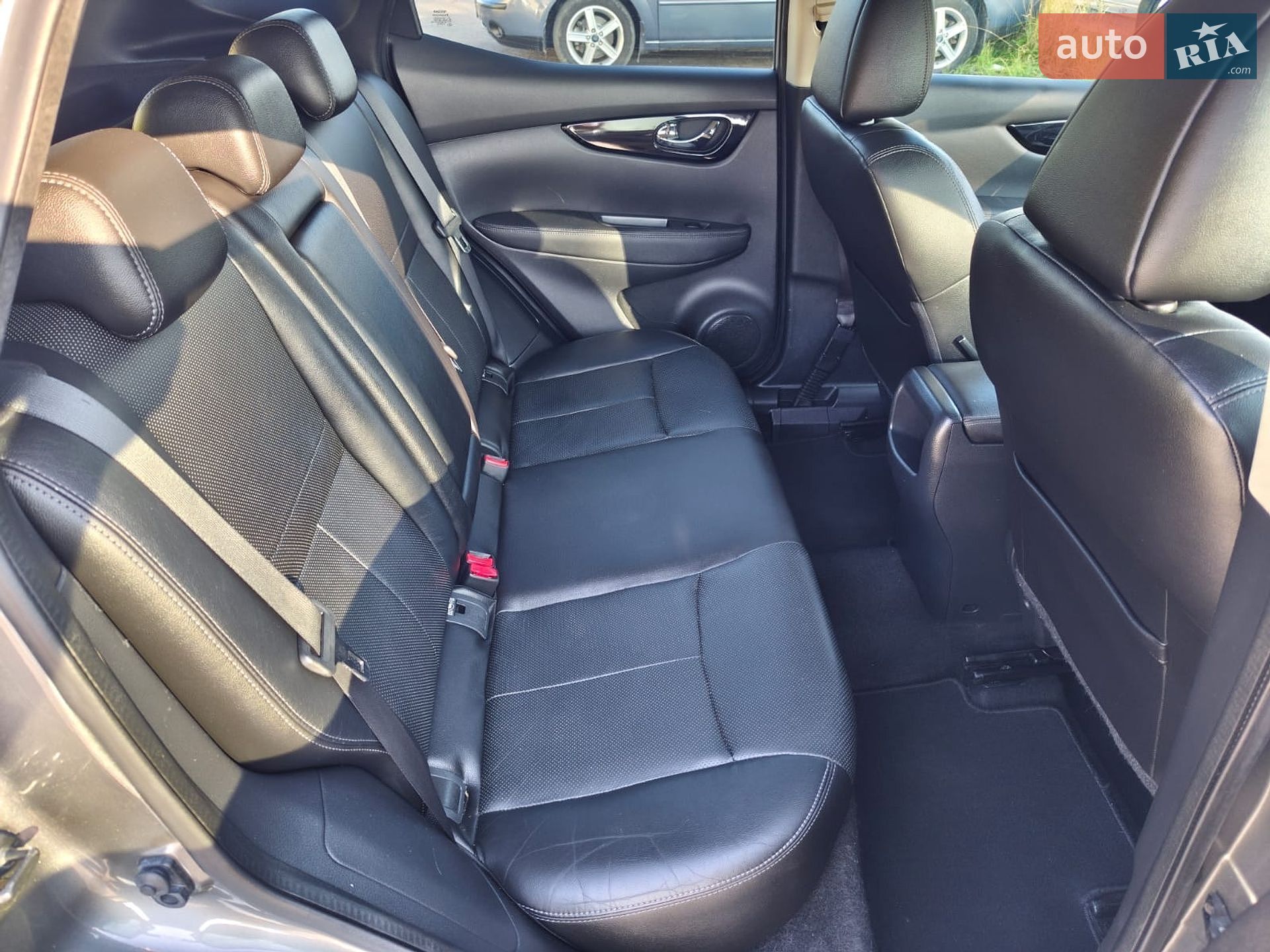 Nissan Qashqai 2013 VIN SJNFAAJ11U1001063 фото оголошення 26 з 61