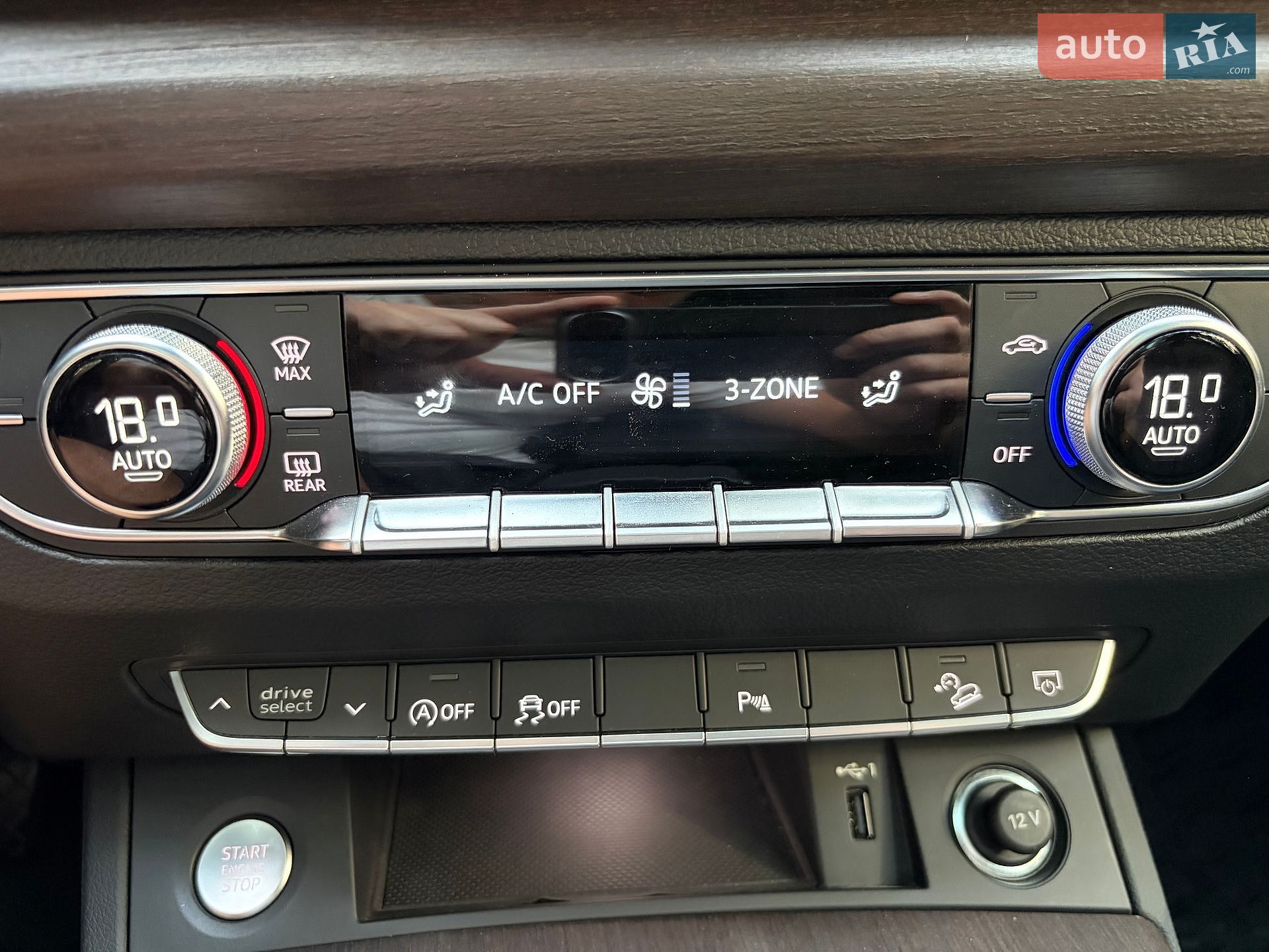 Audi Q5 Sportback 2023 VIN WA14AAFY9R2024620 фото оголошення 23 з 27