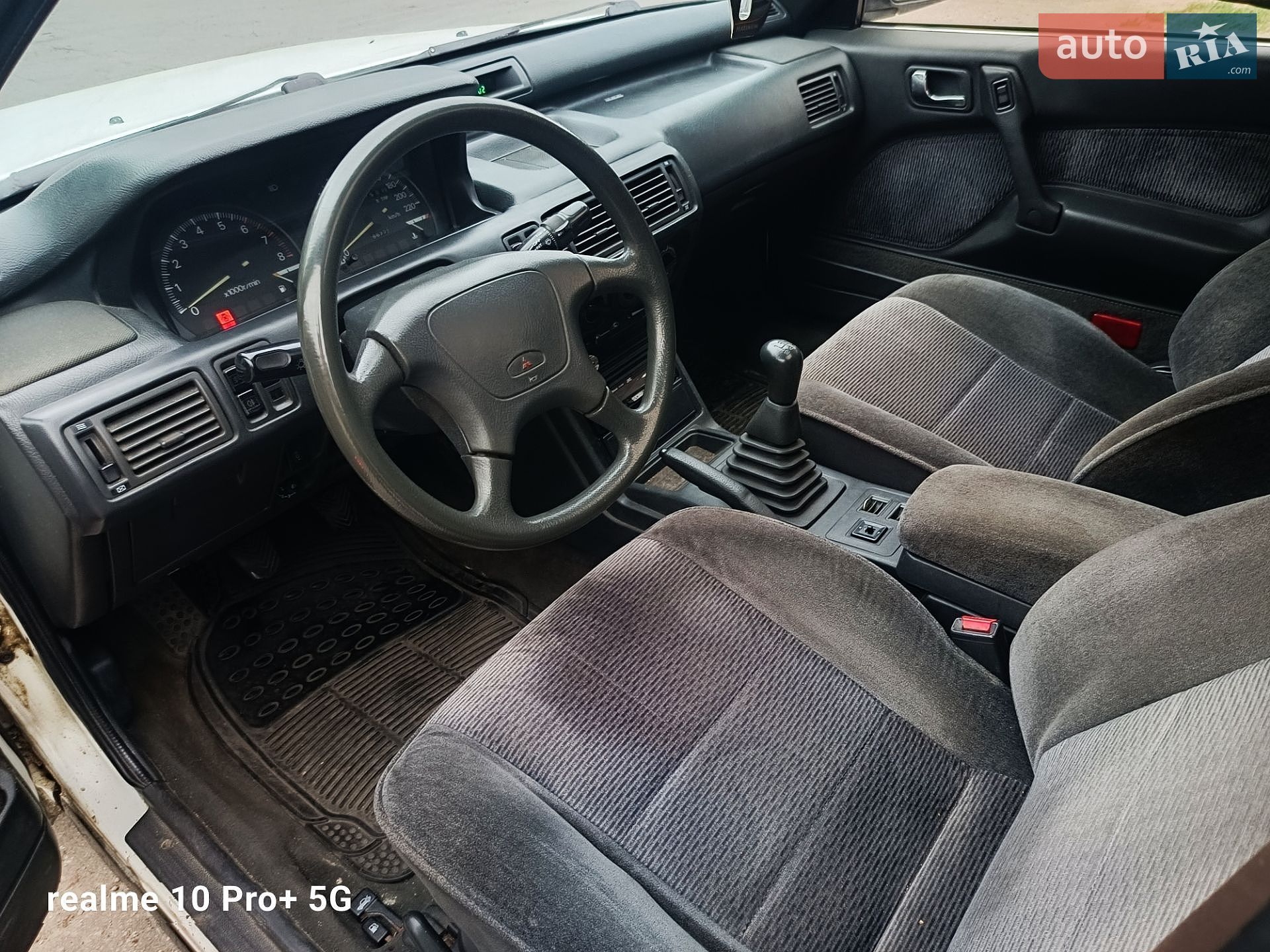 Mitsubishi Galant 1992 VIN JMBLNE32ANZ500912 фото оголошення 4 з 6