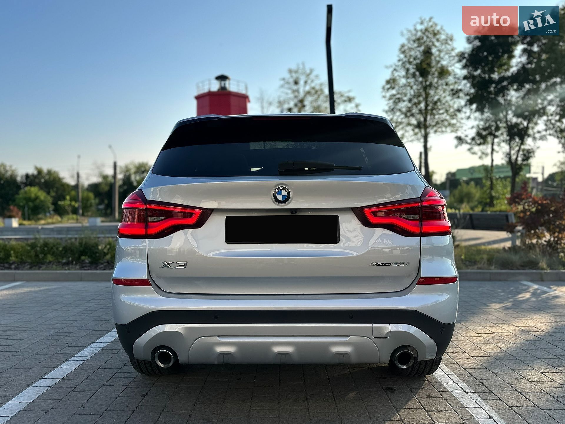 BMW X3 2019 VIN 5UXTR9C59KLR09370 фото оголошення 8 з 14