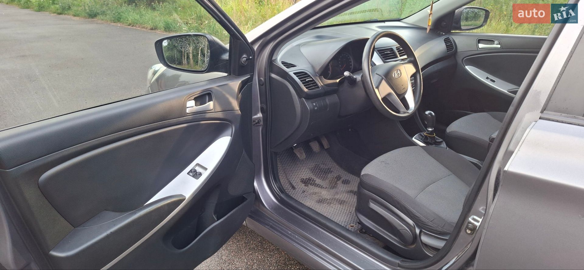 Hyundai Accent 2011 VIN Z94CT41CABR025932 фото оголошення 8 з 14