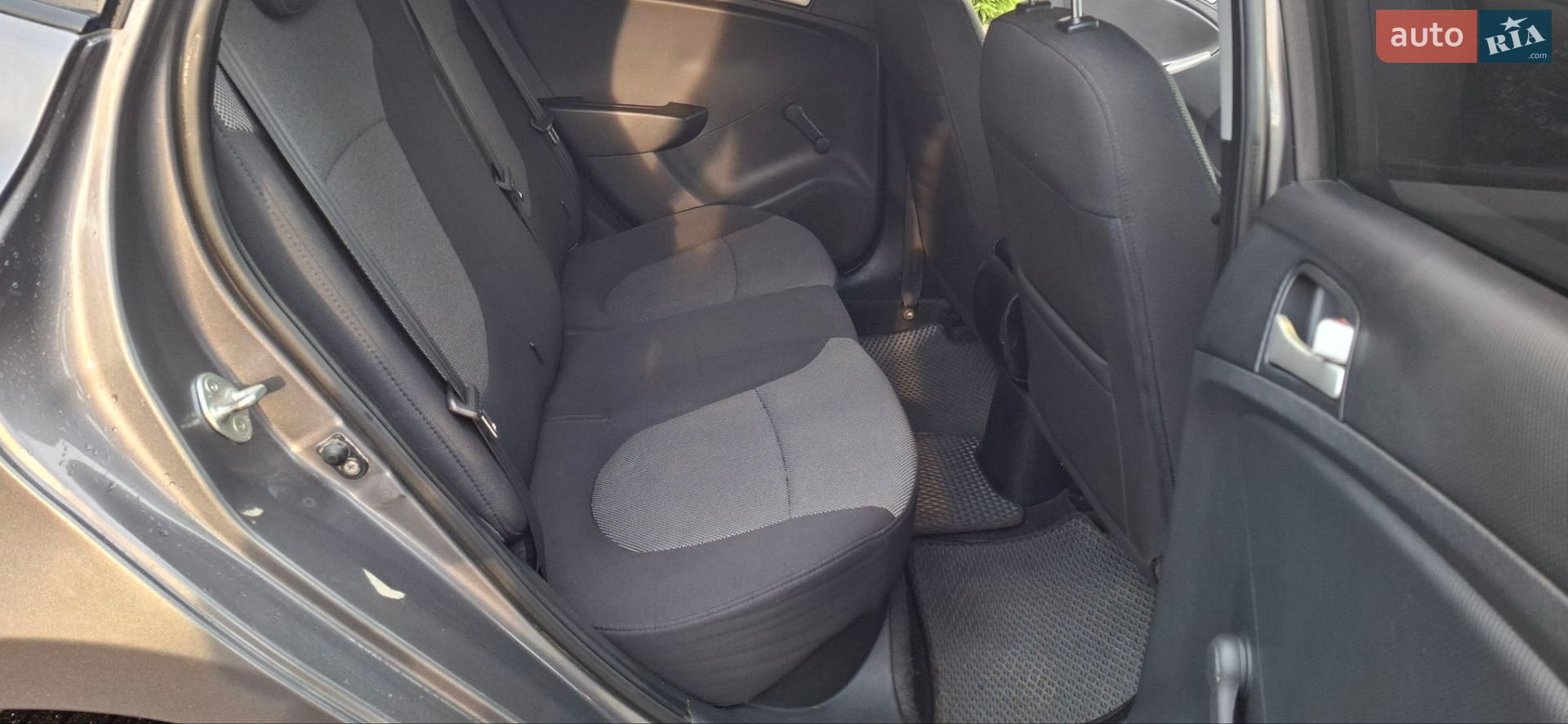 Hyundai Accent 2011 VIN Z94CT41CABR025932 фото оголошення 7 з 14
