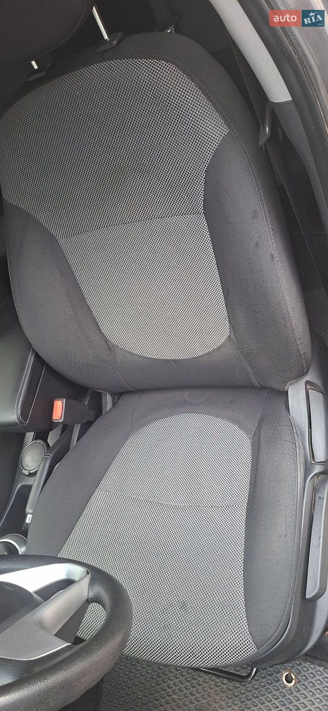 Hyundai Accent 2011 VIN Z94CT41CABR025932 фото оголошення 12 з 14
