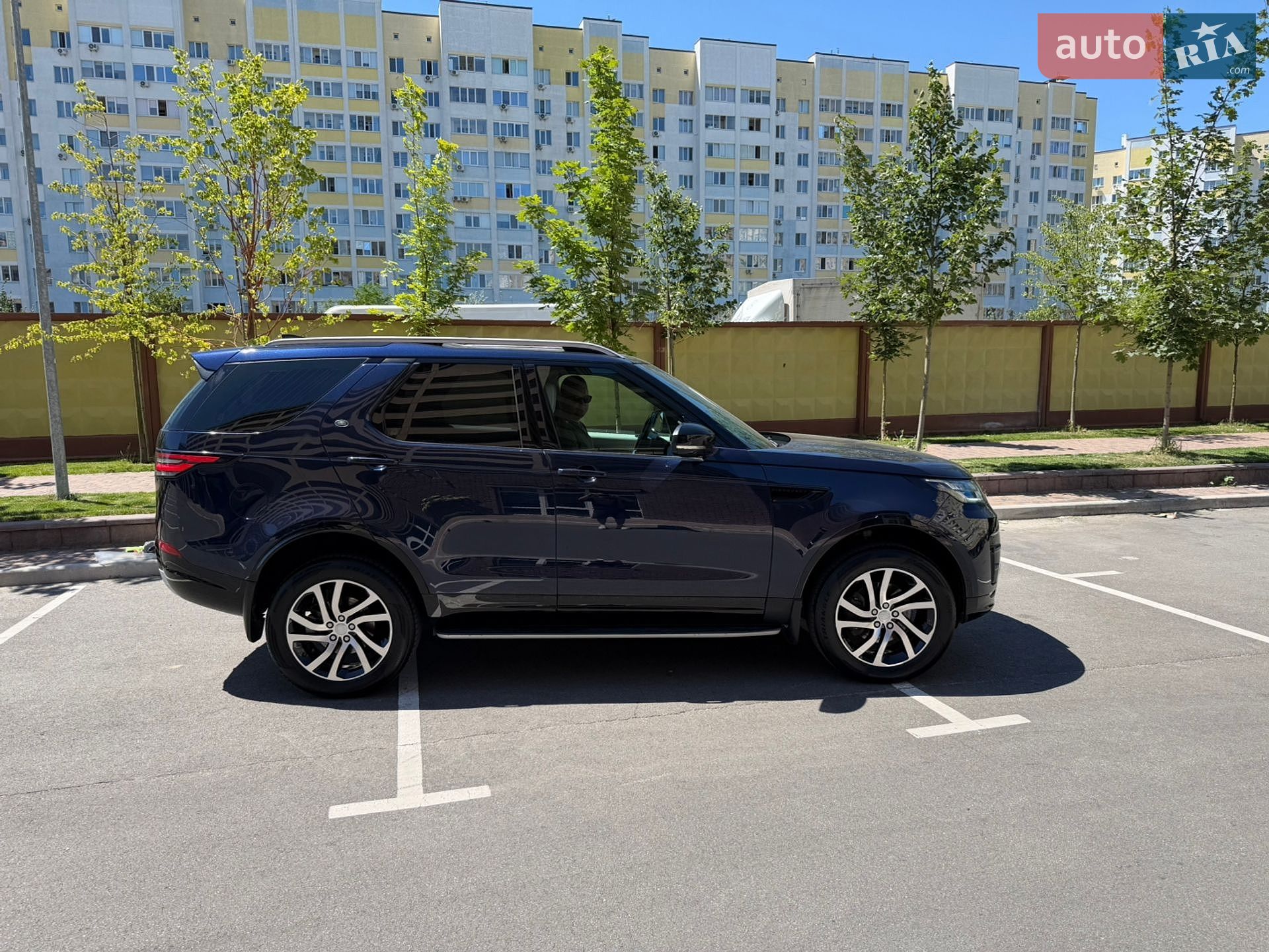 Land Rover Discovery 2018 VIN SALRA2BK2JA064012 фото оголошення 2 з 55