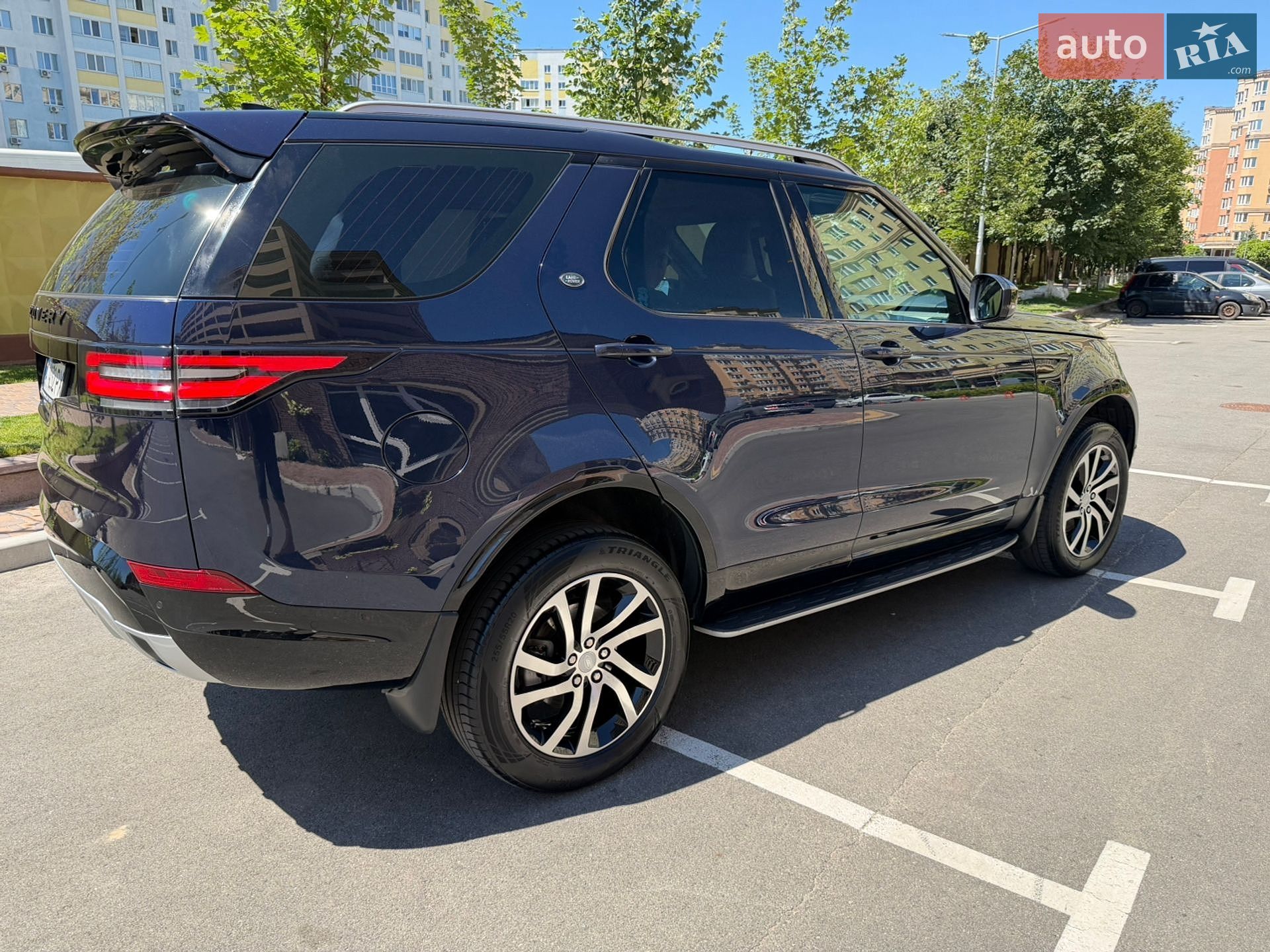 Land Rover Discovery 2018 VIN SALRA2BK2JA064012 фото оголошення 5 з 55
