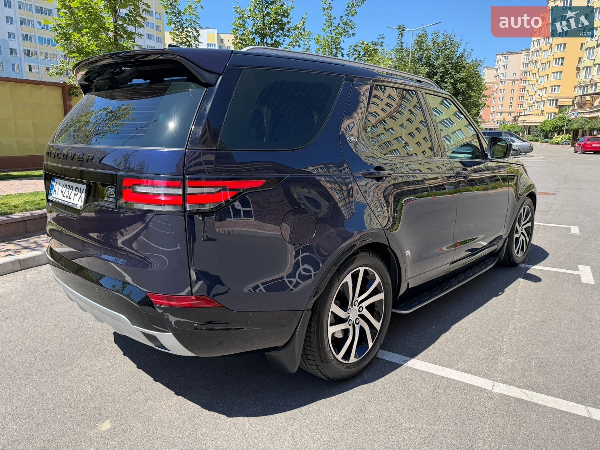 Land Rover Discovery 2018 VIN SALRA2BK2JA064012 фото оголошення 17 з 55