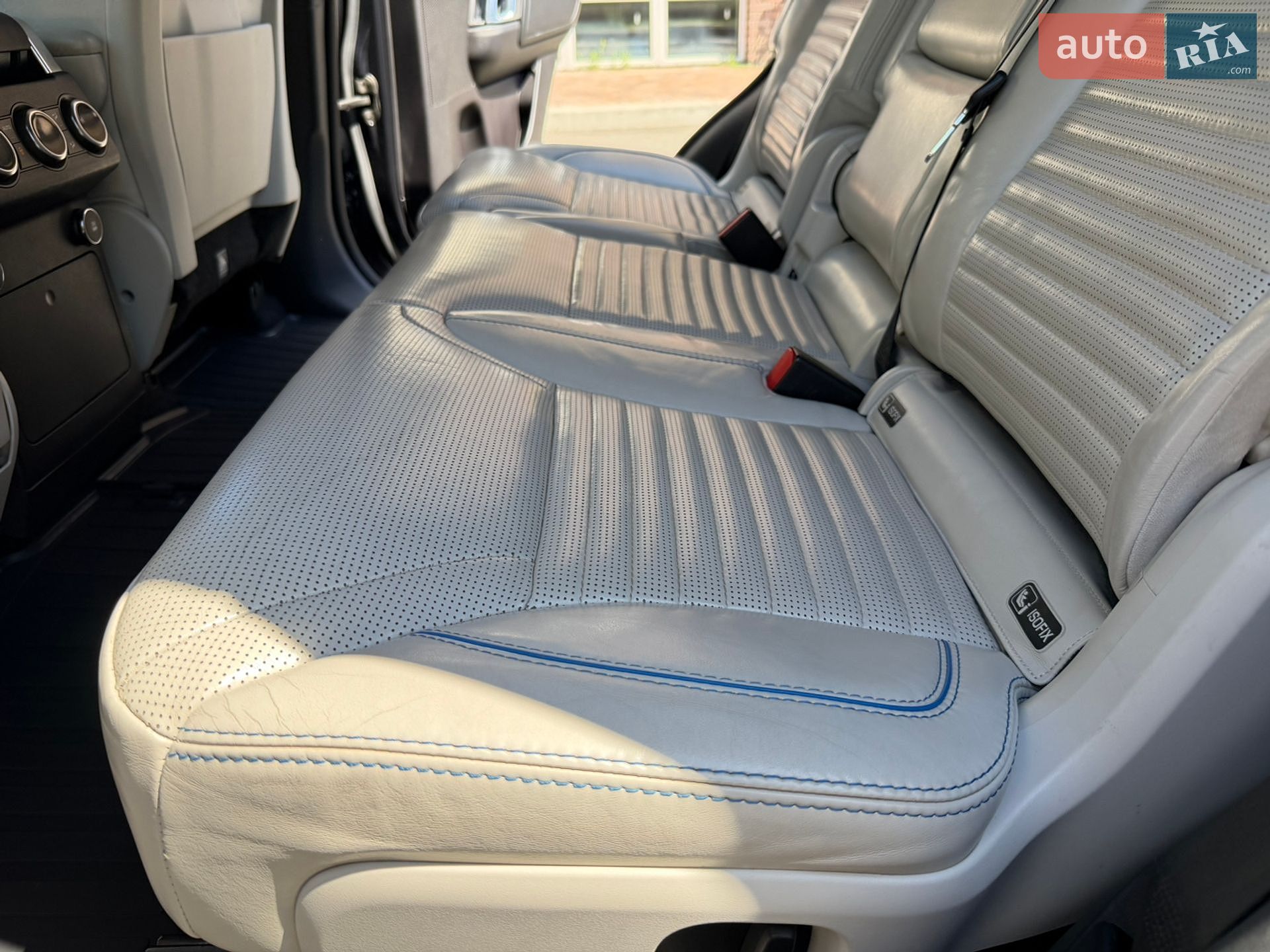 Land Rover Discovery 2018 VIN SALRA2BK2JA064012 фото оголошення 29 з 55