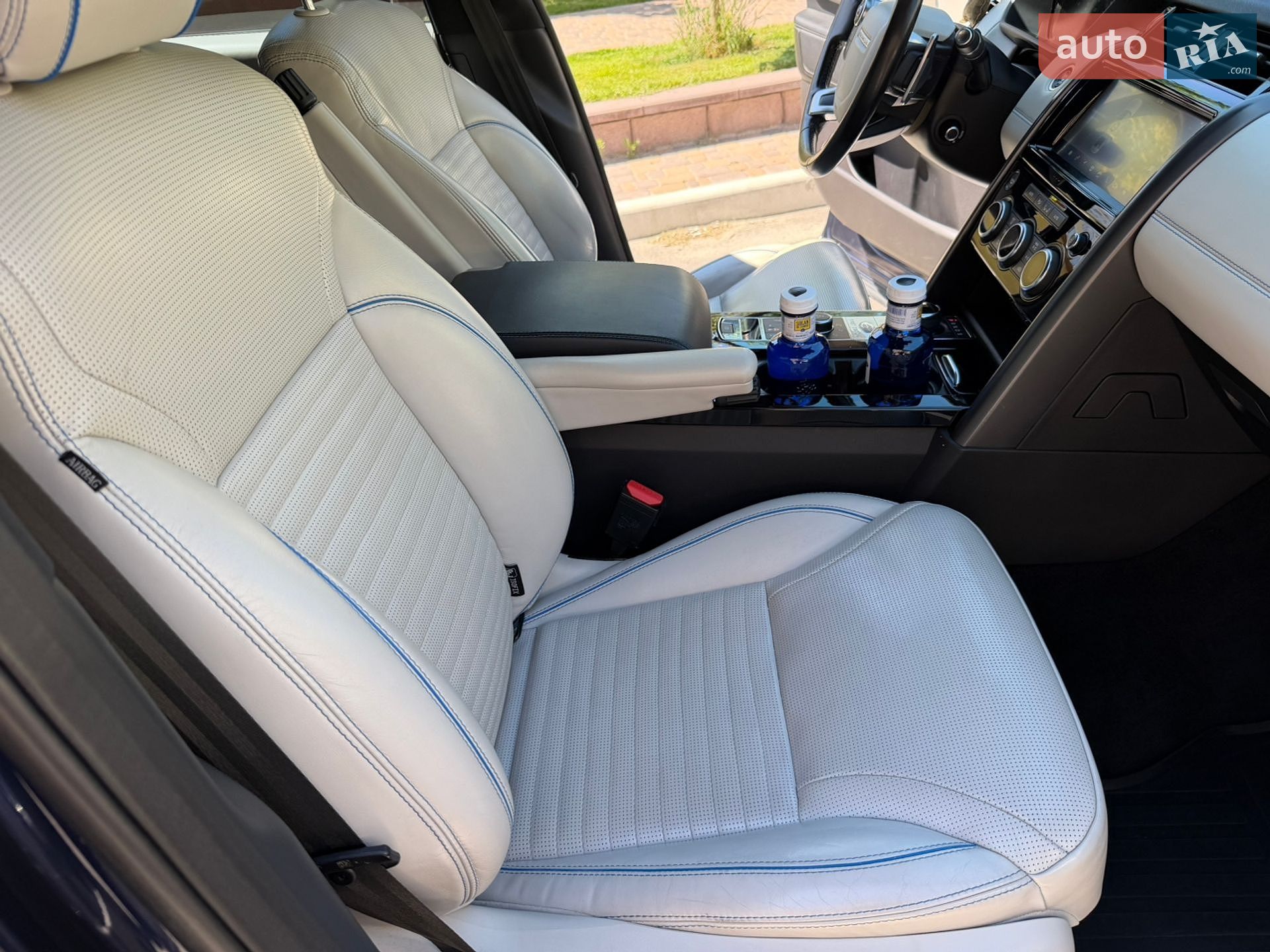 Land Rover Discovery 2018 VIN SALRA2BK2JA064012 фото оголошення 43 з 55