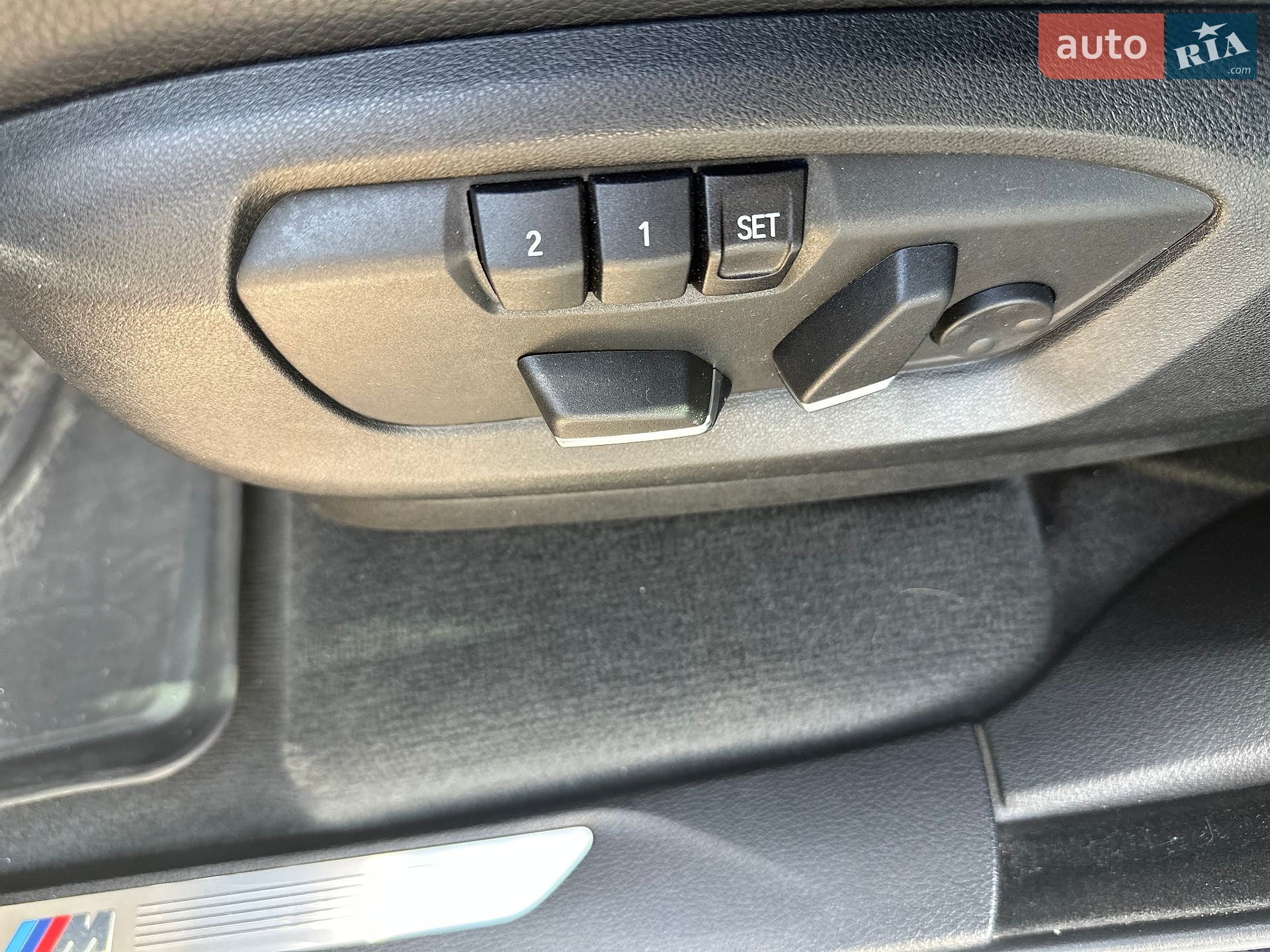 BMW X5 2015 VIN WBALS010600K98783 фото оголошення 29 з 36