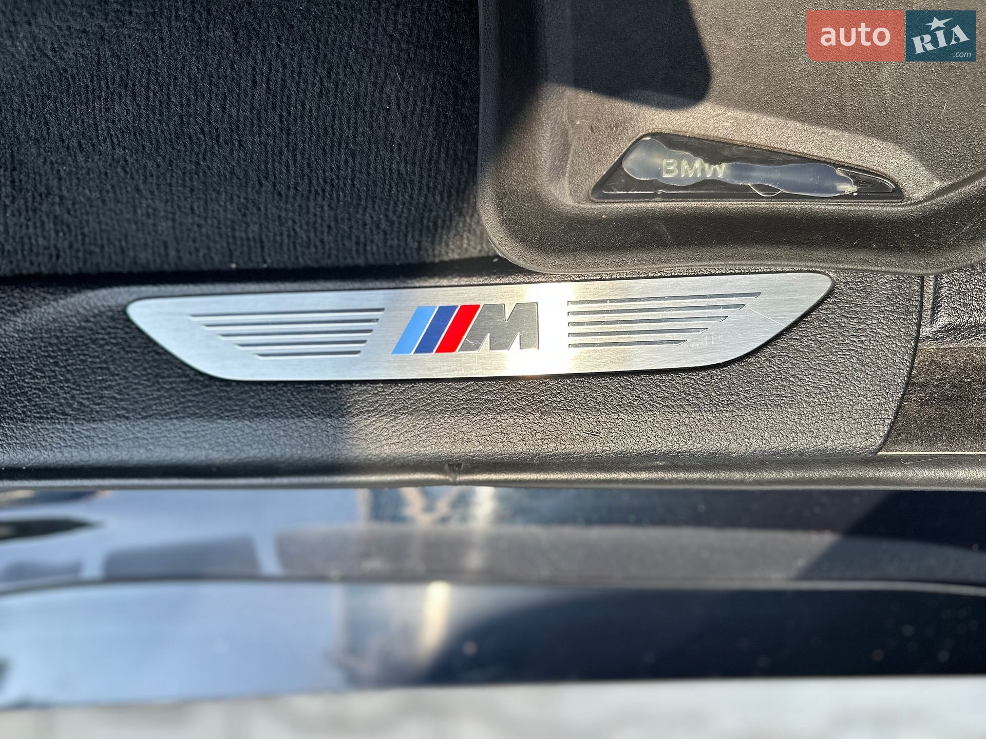 BMW X5 2015 VIN WBALS010600K98783 фото оголошення 30 з 36