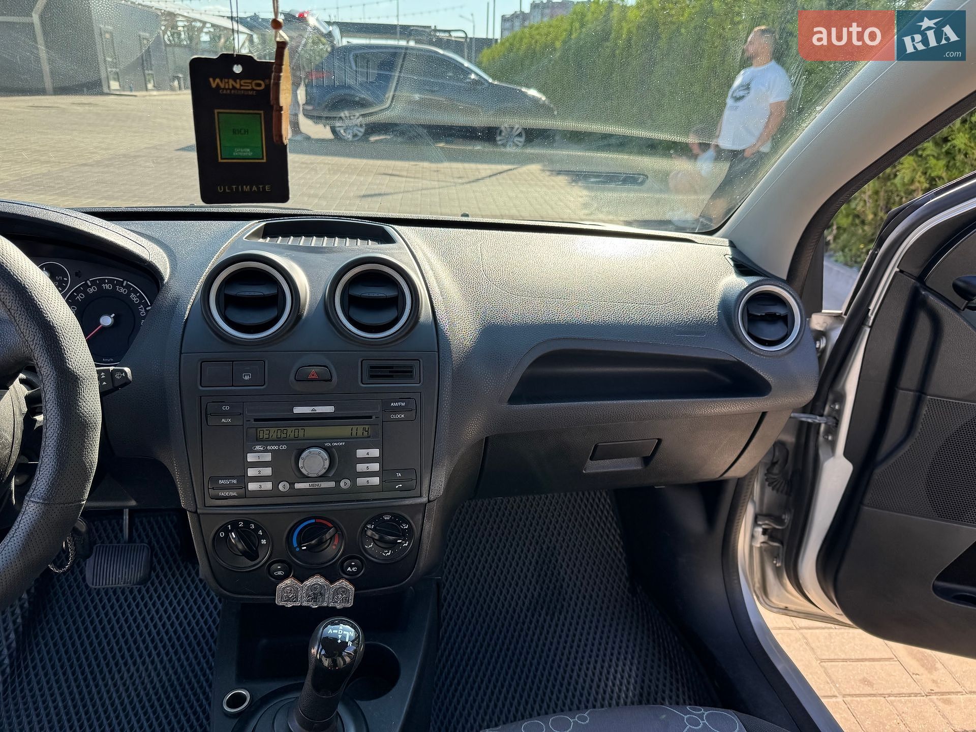 Ford Fiesta 2007 VIN WF0HXXGAJH7T83924 фото оголошення 3 з 24