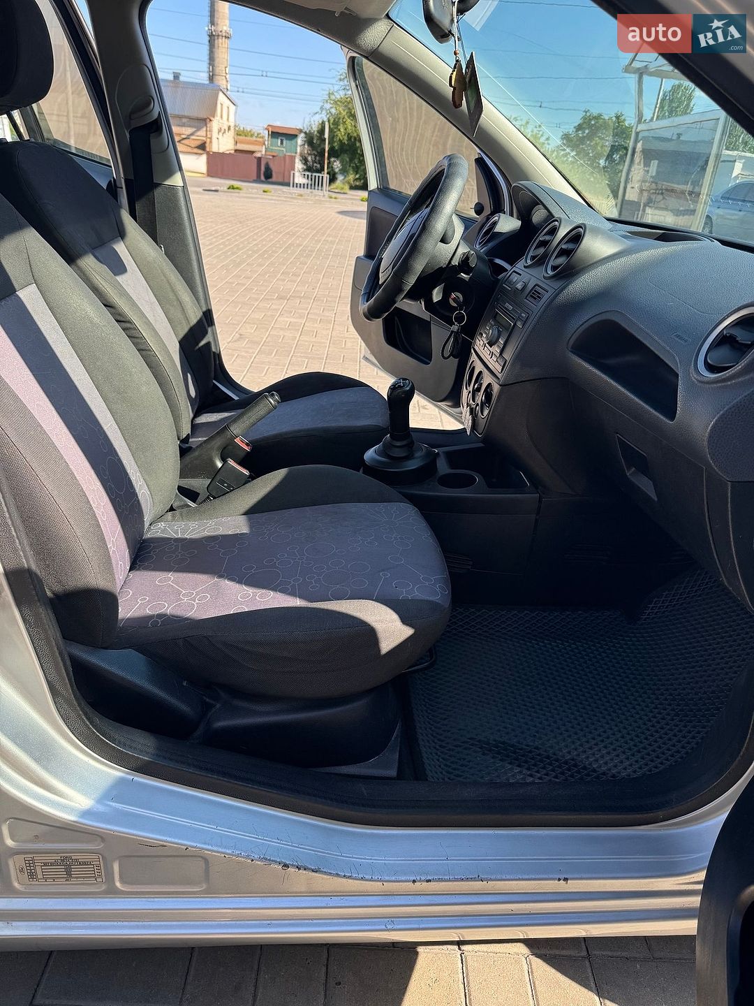 Ford Fiesta 2007 VIN WF0HXXGAJH7T83924 фото оголошення 16 з 24