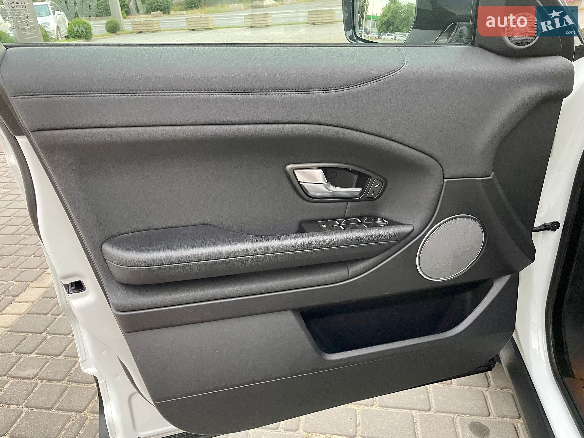 Land Rover Range Rover Evoque 2016 VIN SALVA2BC9GH163319 фото оголошення 20 з 37