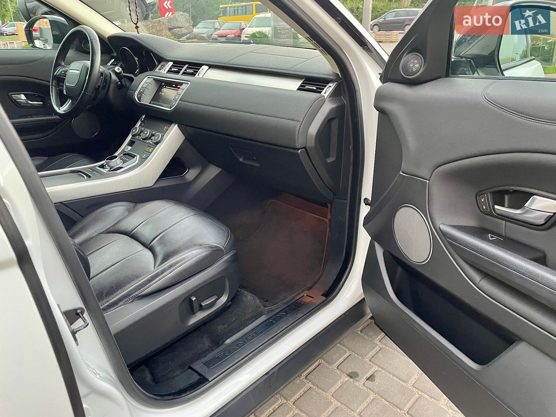 Land Rover Range Rover Evoque 2016 VIN SALVA2BC9GH163319 фото оголошення 28 з 37