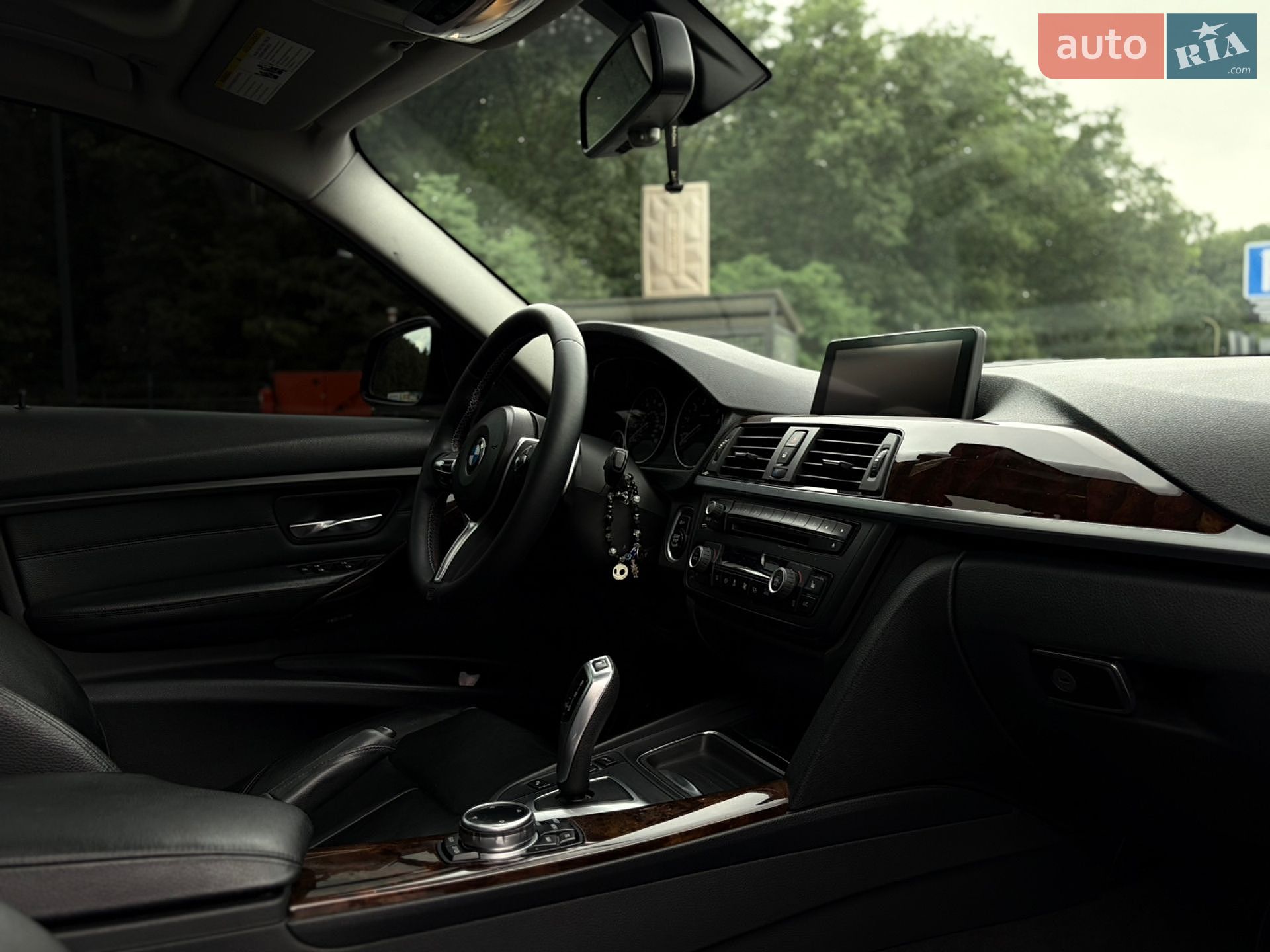 BMW 3 Series 2014 VIN WBA3B5G53ENS09813 фото оголошення 14 з 18