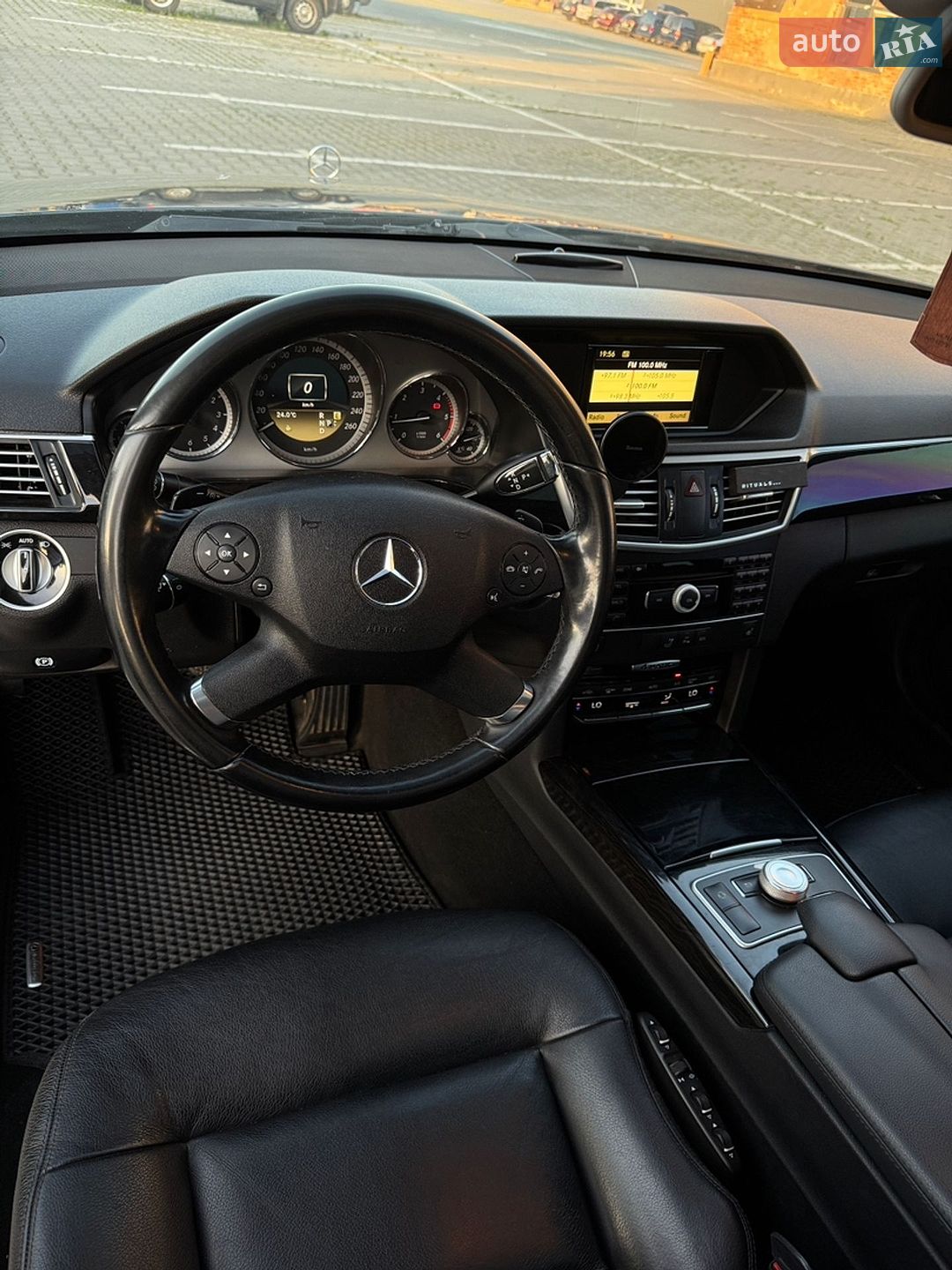Mercedes-Benz E-Class 2012 VIN WDD2120821A549589 фото оголошення 4 з 5