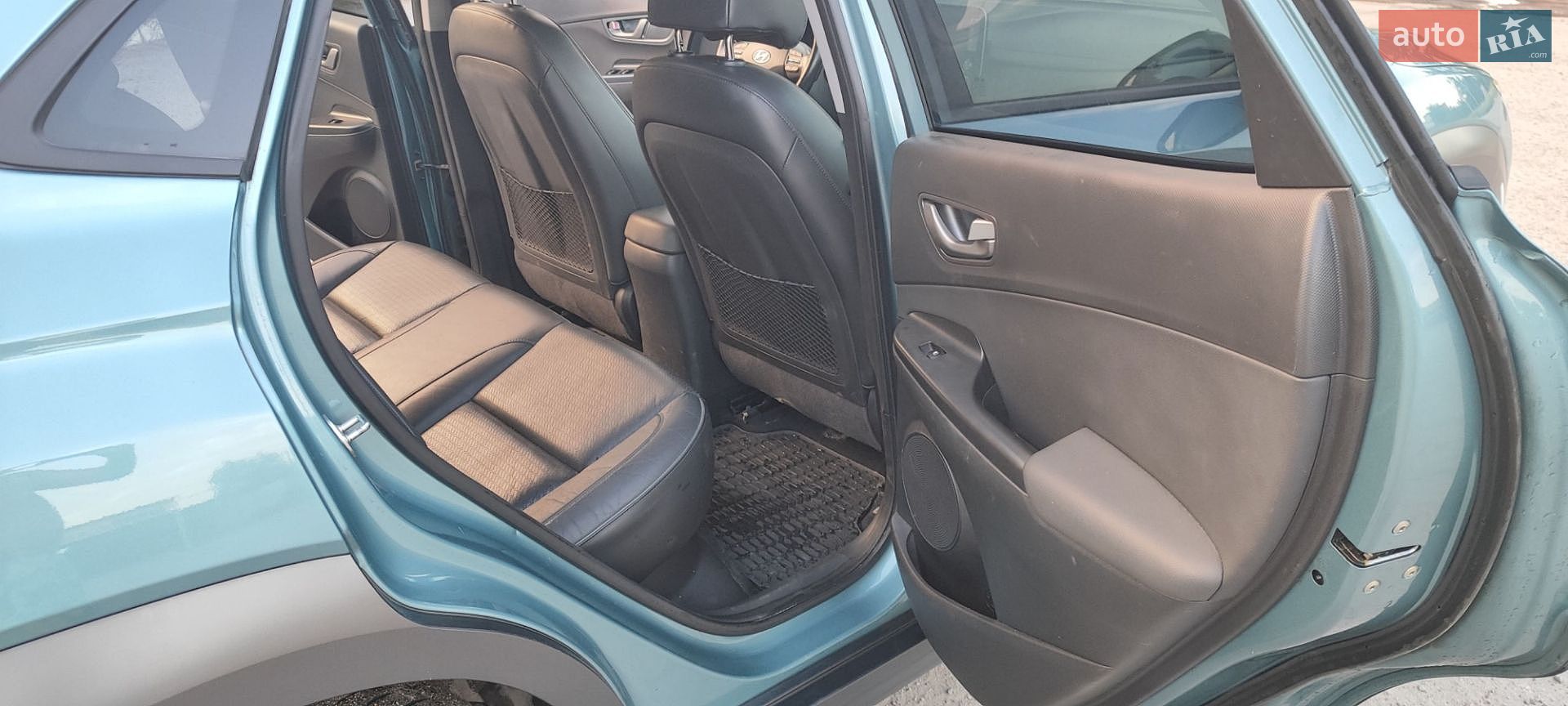 Hyundai Kona Electric 2018 VIN KMHK581GFKU003142 фото оголошення 31 з 45