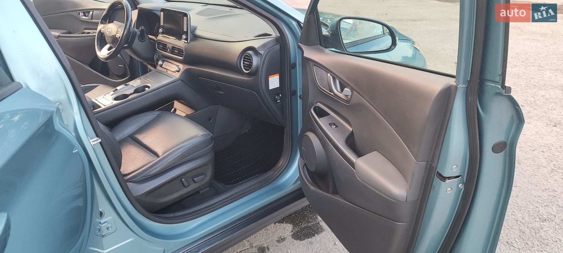 Hyundai Kona Electric 2018 VIN KMHK581GFKU003142 фото оголошення 34 з 45
