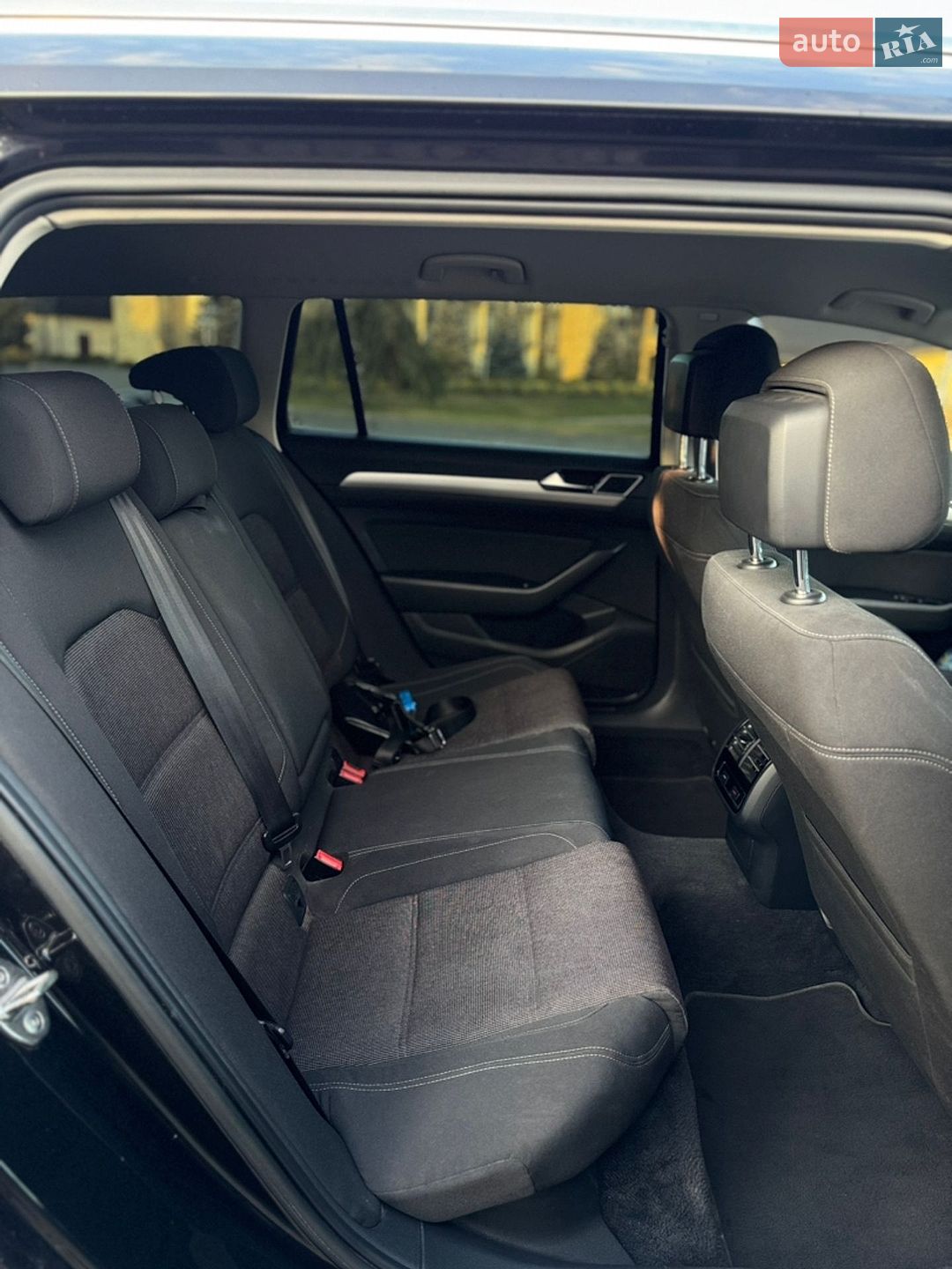Volkswagen Passat 2014 VIN WVWZZZ3CZFE422597 фото оголошення 16 з 17