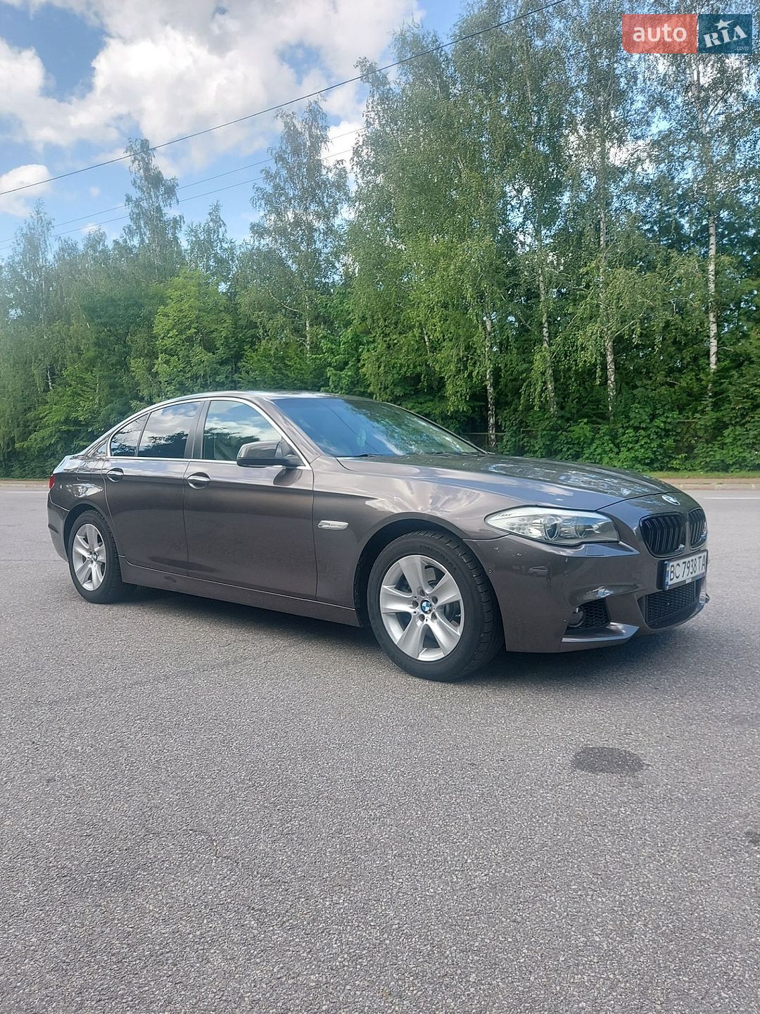BMW 5 Series 2013 VIN WBAXH5C56DD114656 фото оголошення 2 з 68