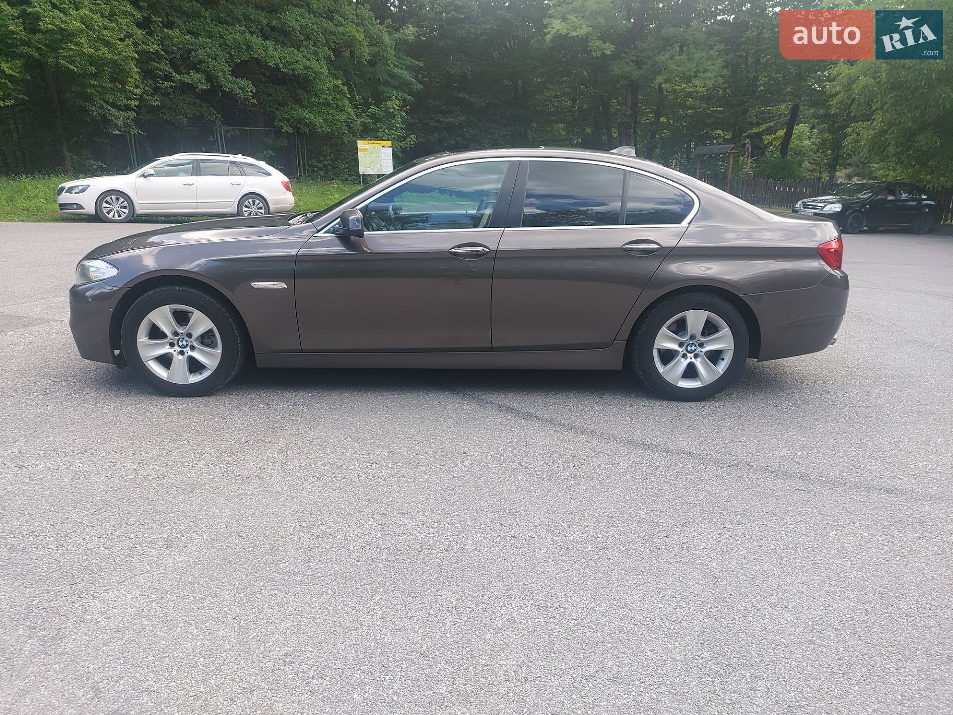 BMW 5 Series 2013 VIN WBAXH5C56DD114656 фото оголошення 9 з 68