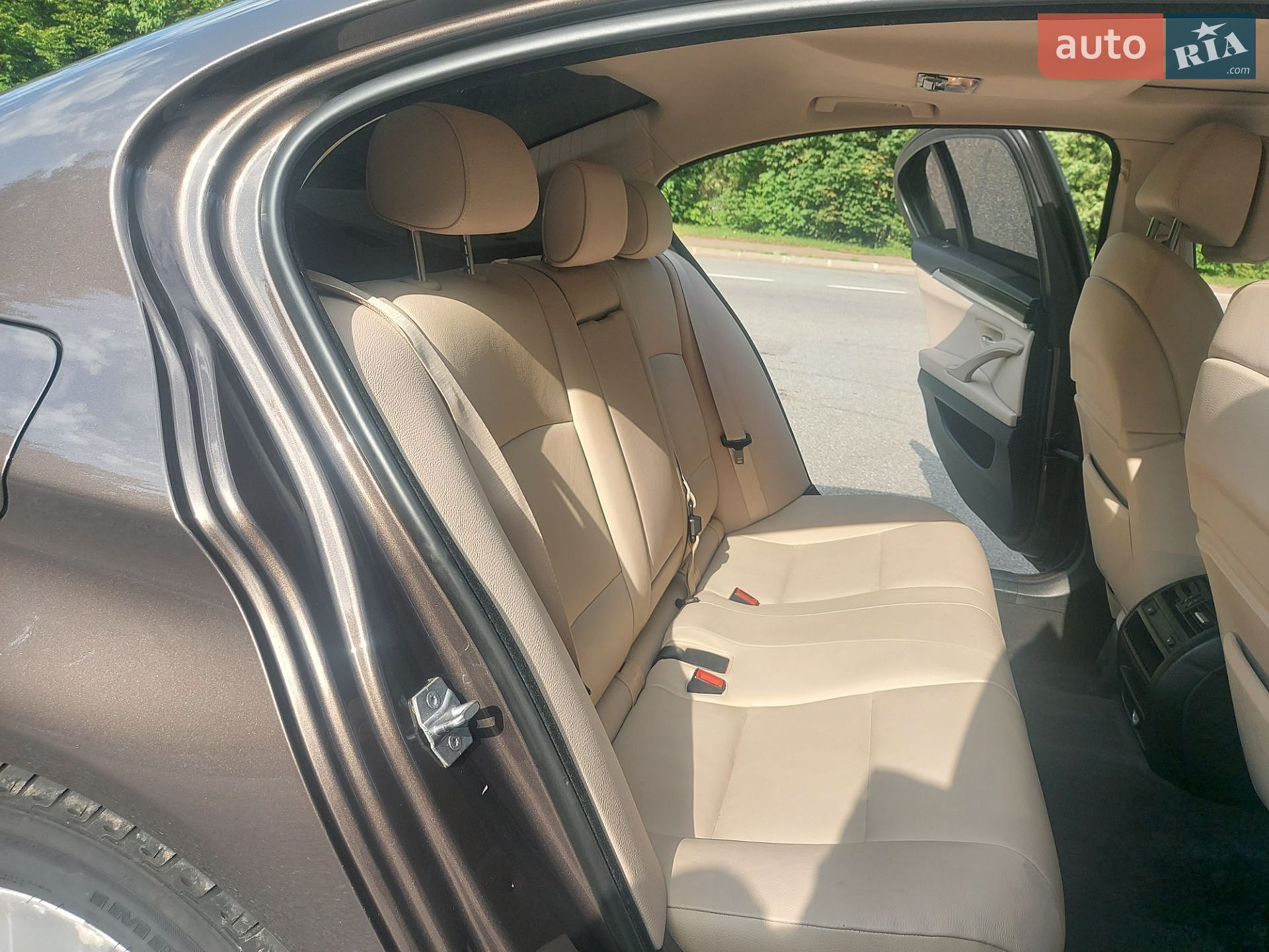 BMW 5 Series 2013 VIN WBAXH5C56DD114656 фото оголошення 28 з 68