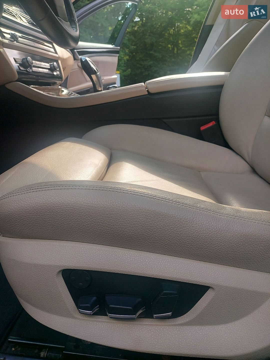 BMW 5 Series 2013 VIN WBAXH5C56DD114656 фото оголошення 46 з 68