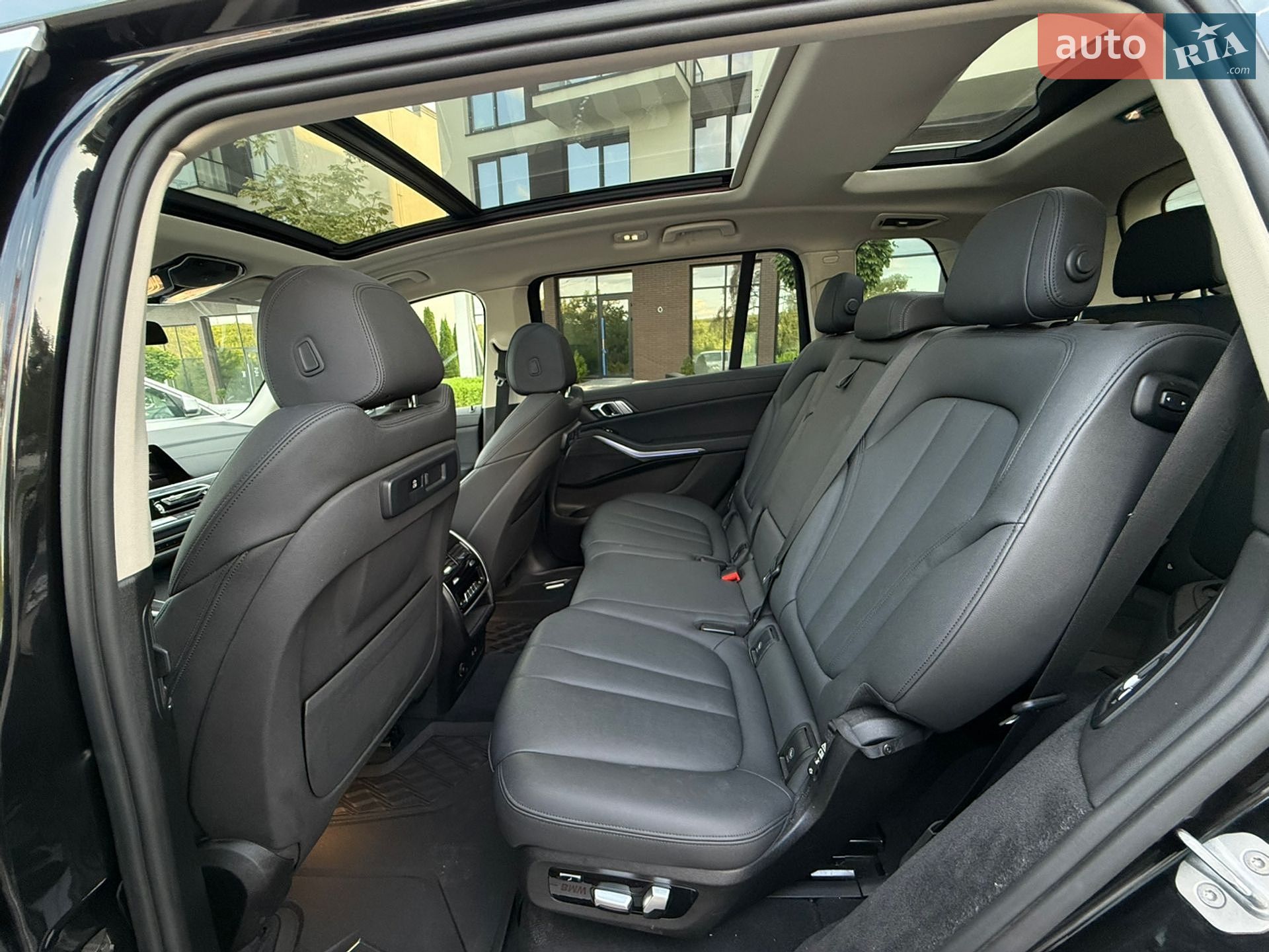 BMW X7 2019 VIN 5UXCW2C57KL087216 фото оголошення 15 з 24
