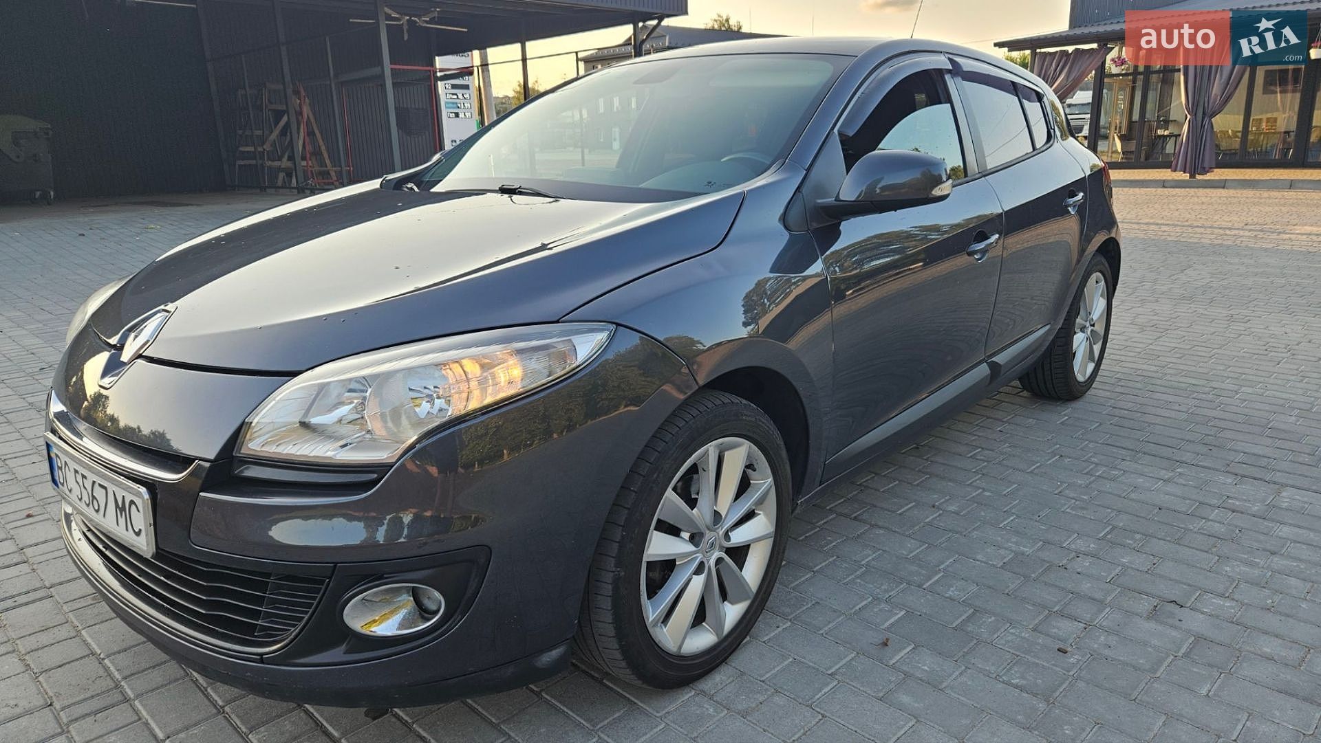 Renault Megane 2012 VIN VF1BZ1A0747609277 фото оголошення 2 з 17