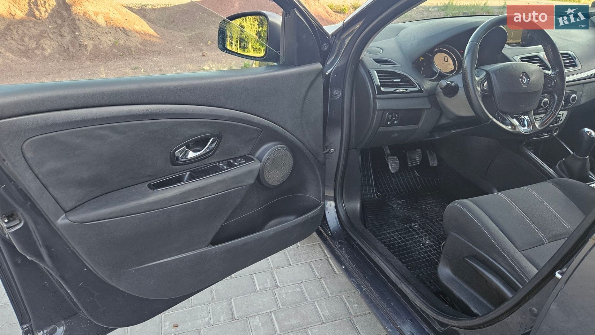 Renault Megane 2012 VIN VF1BZ1A0747609277 фото оголошення 12 з 17
