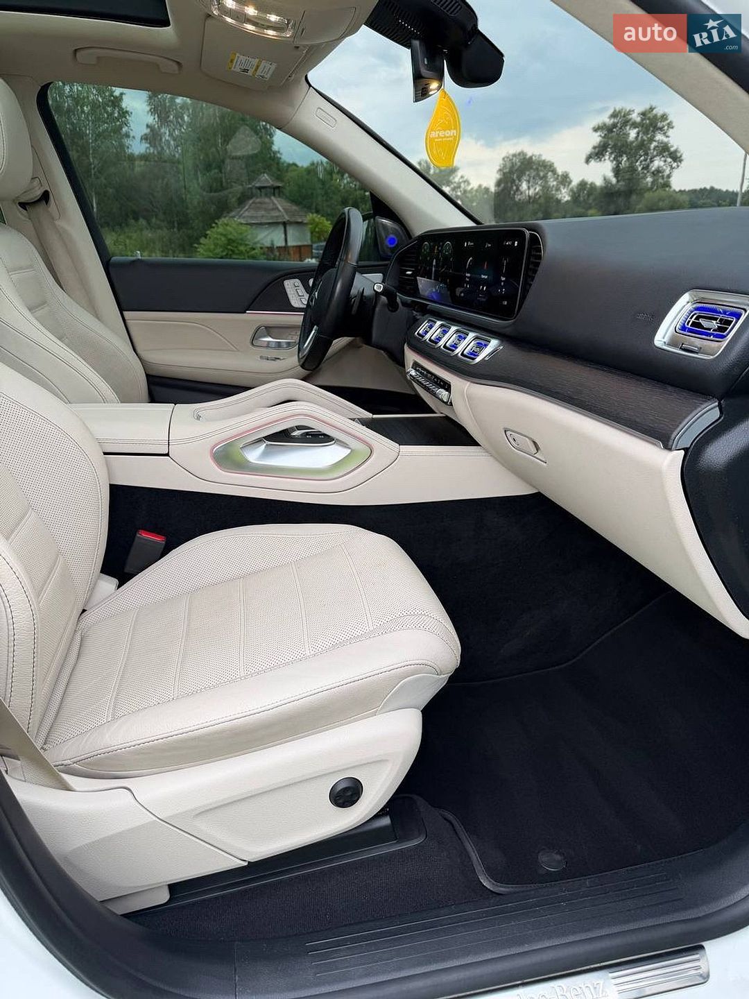 Mercedes-Benz GLE-Class 2021 VIN 4JGFB5KB2MA576734 фото оголошення 16 з 22