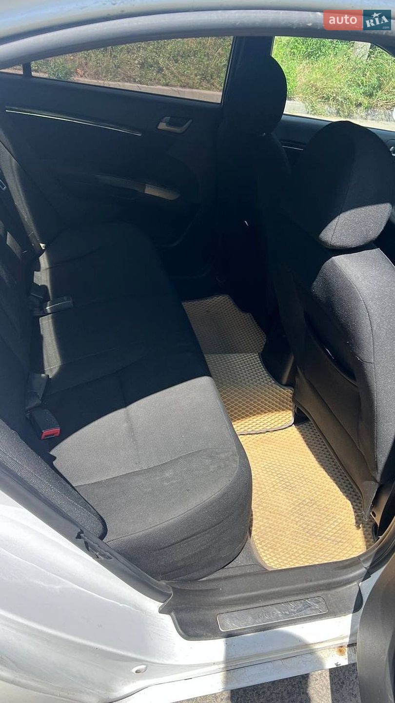 Geely Emgrand 7 (EC7) 2013 VIN Y7WFE1M15D0024713 фото оголошення 16 з 19