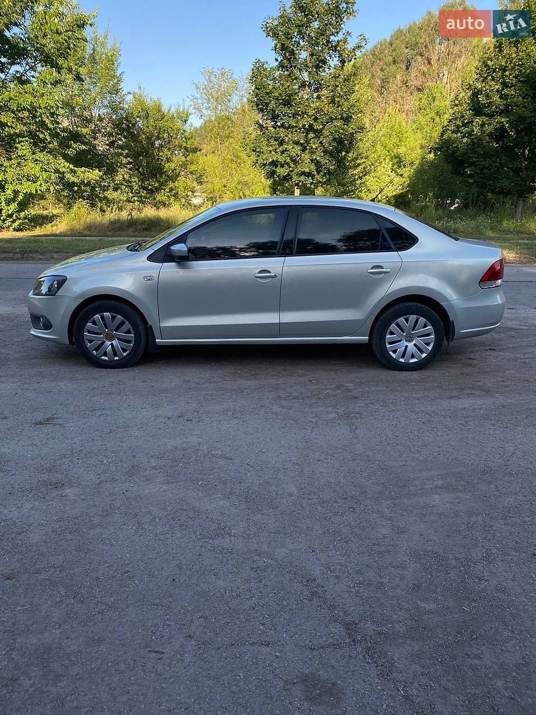 Volkswagen Polo 2011 VIN XW8ZZZ61ZCG008549 фото оголошення 11 з 14