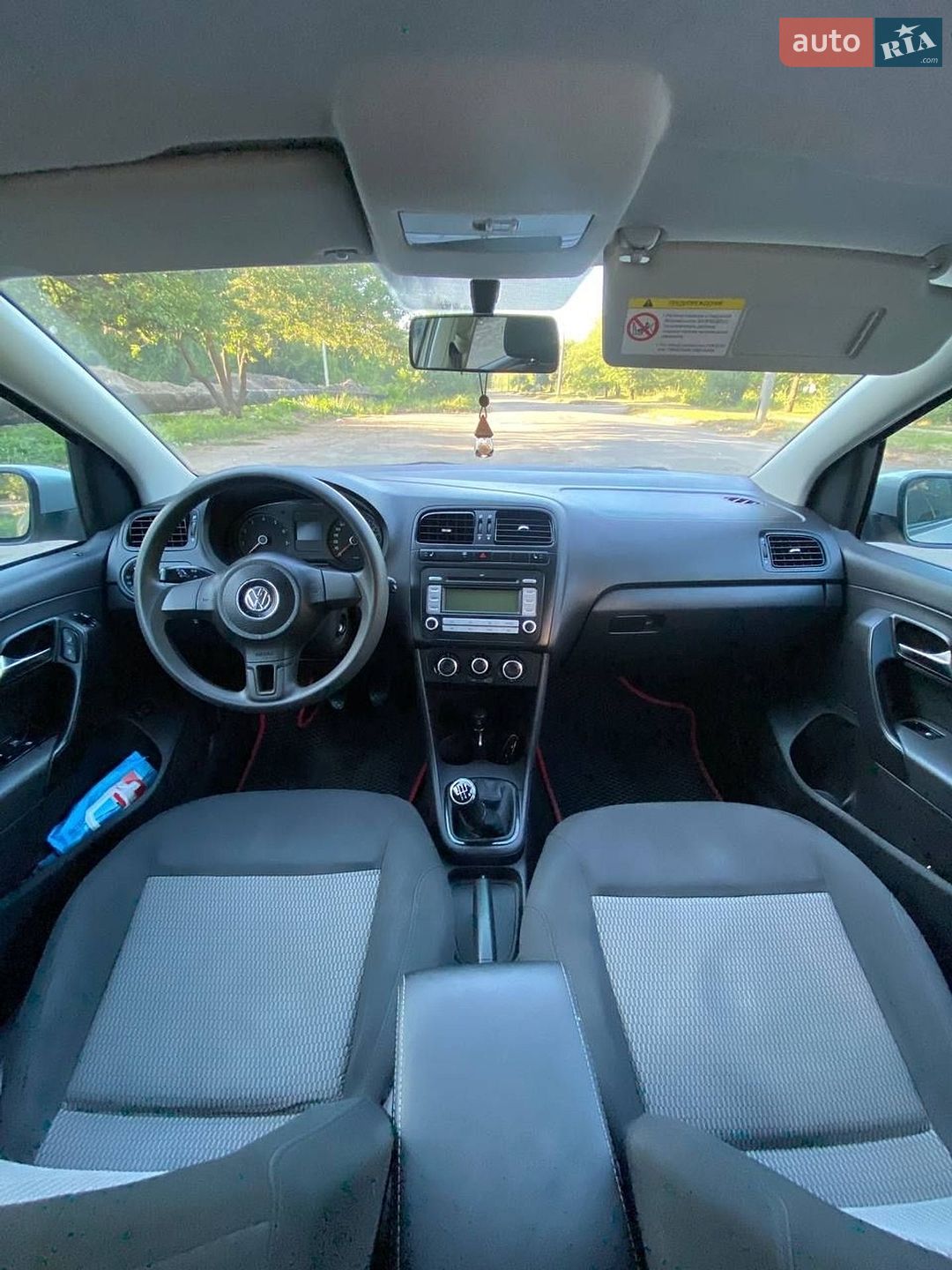 Volkswagen Polo 2011 VIN XW8ZZZ61ZCG008549 фото оголошення 8 з 14