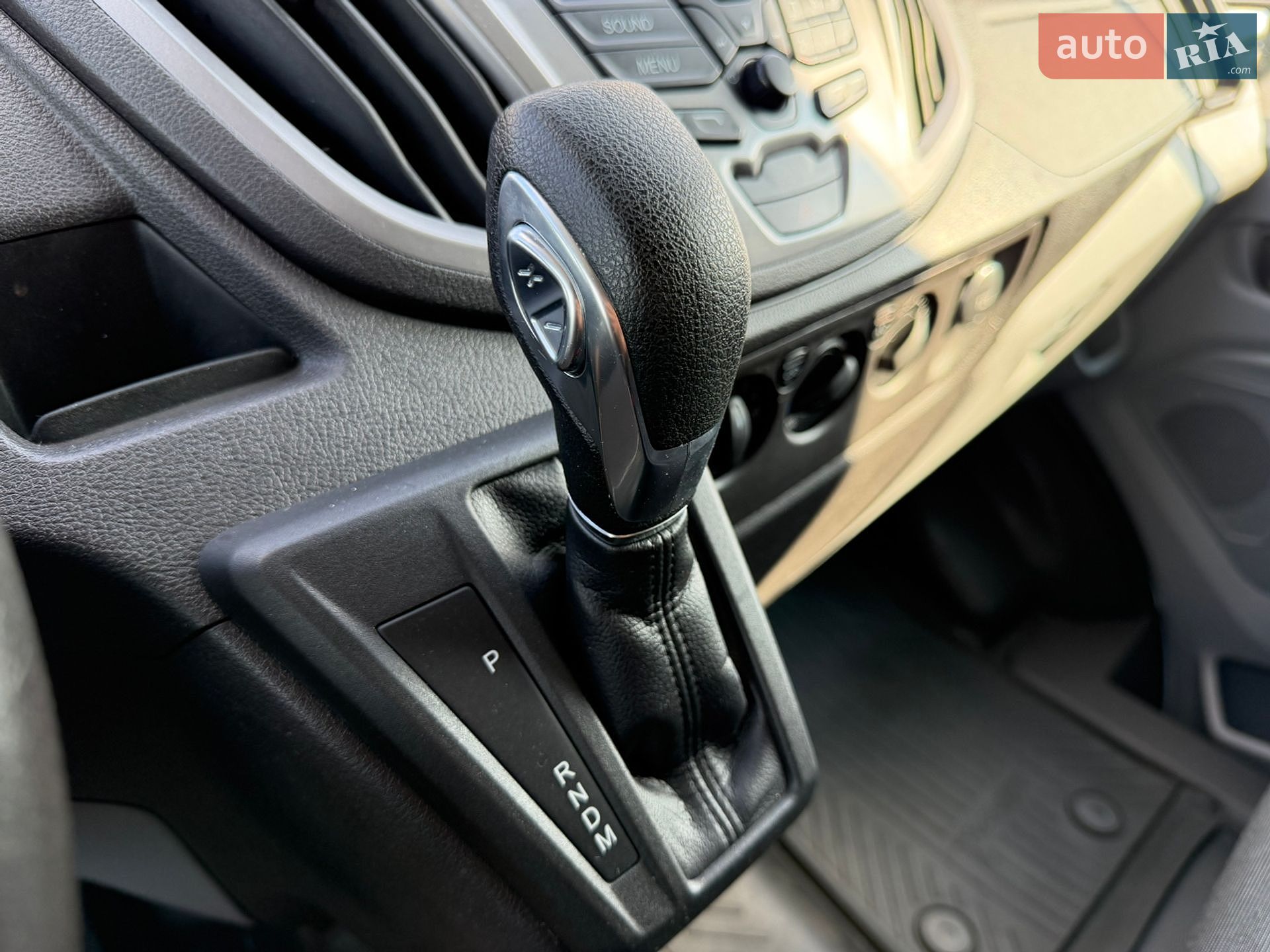 Ford Transit 2018 VIN WF0FXXTTGFHK71178 фото оголошення 16 з 54