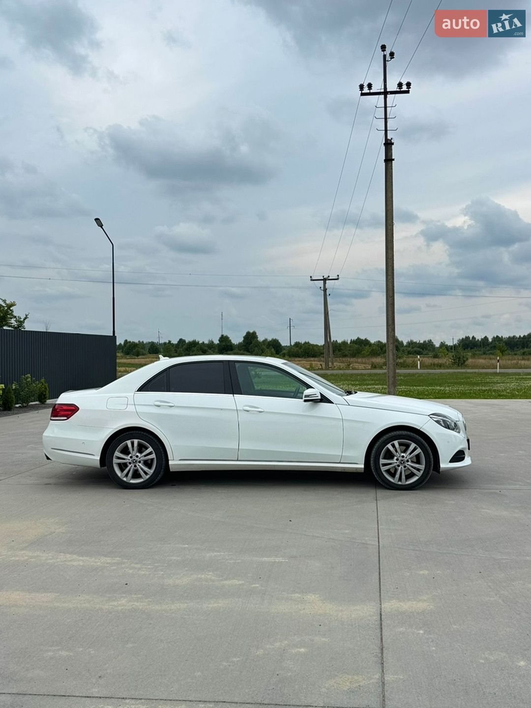 Mercedes-Benz E-Class 2014 VIN WDD2120031B075915 фото оголошення 4 з 30