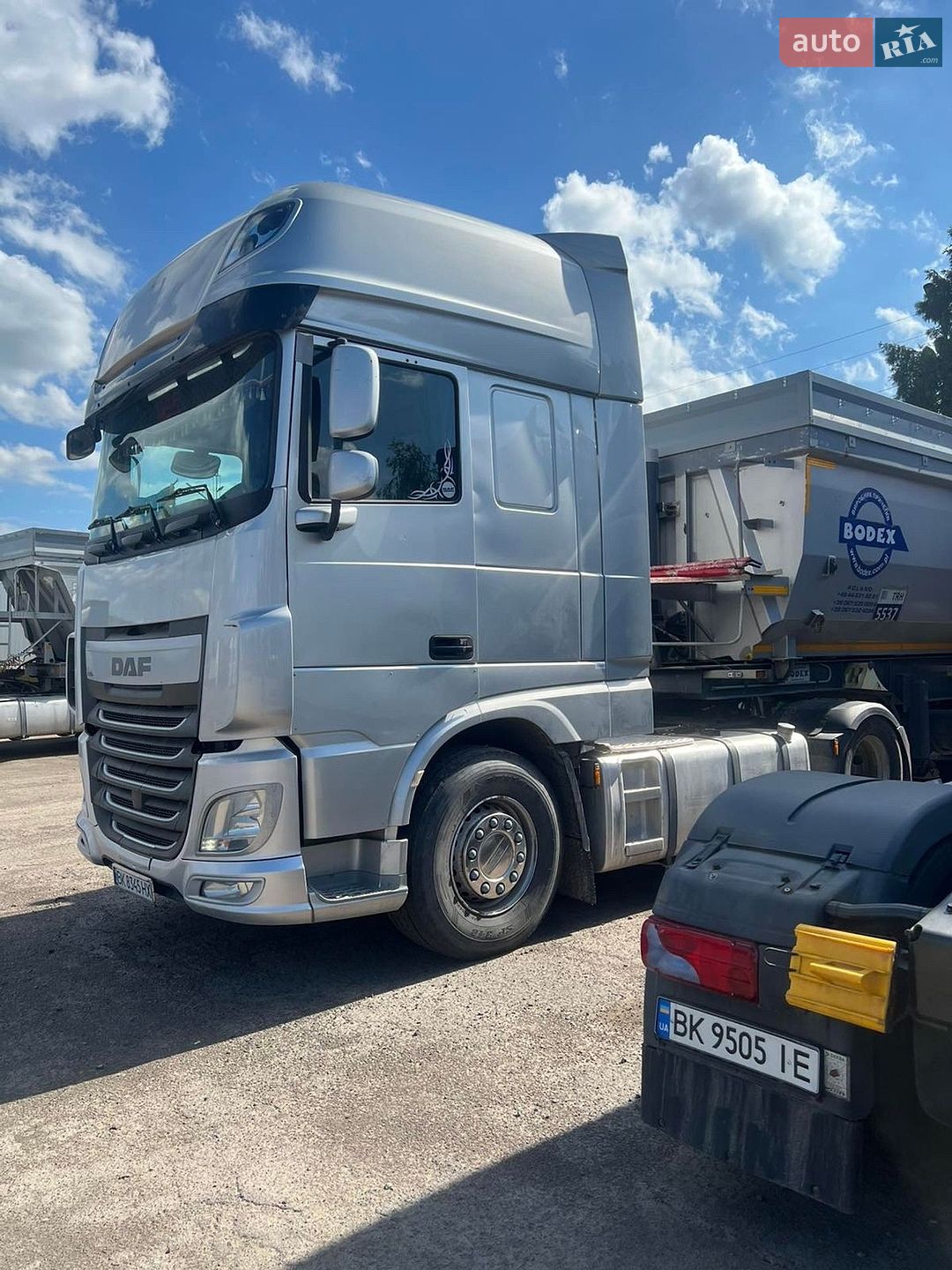 DAF XF 2014 VIN XLRTEH4100G046932 фото оголошення 4 з 28