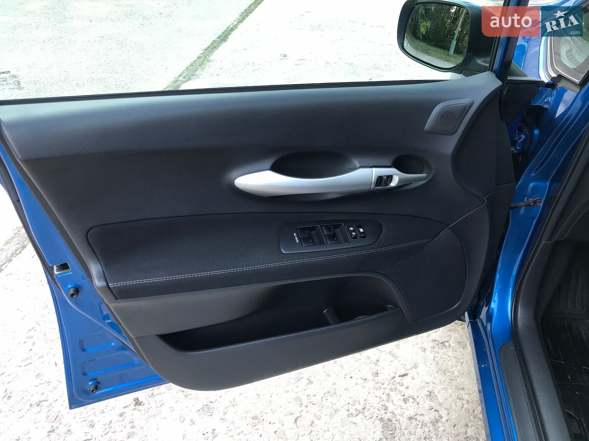 Toyota Auris 2011 VIN NMTKV58E20R072885 фото оголошення 16 з 44