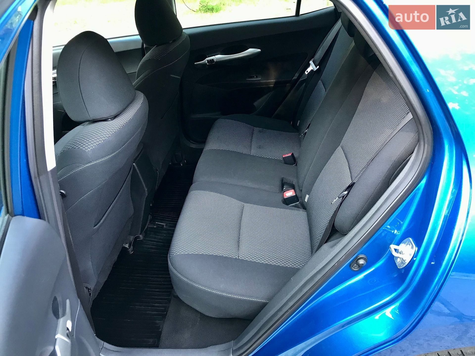 Toyota Auris 2011 VIN NMTKV58E20R072885 фото оголошення 31 з 44
