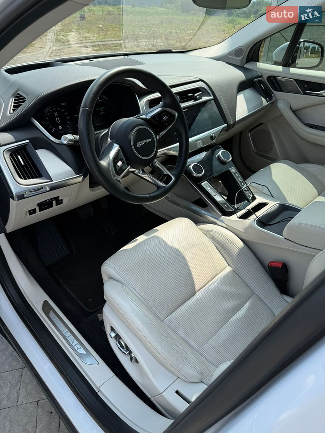 Jaguar I-Pace 2019 VIN SADHA2B10L1F84617 фото оголошення 15 з 19