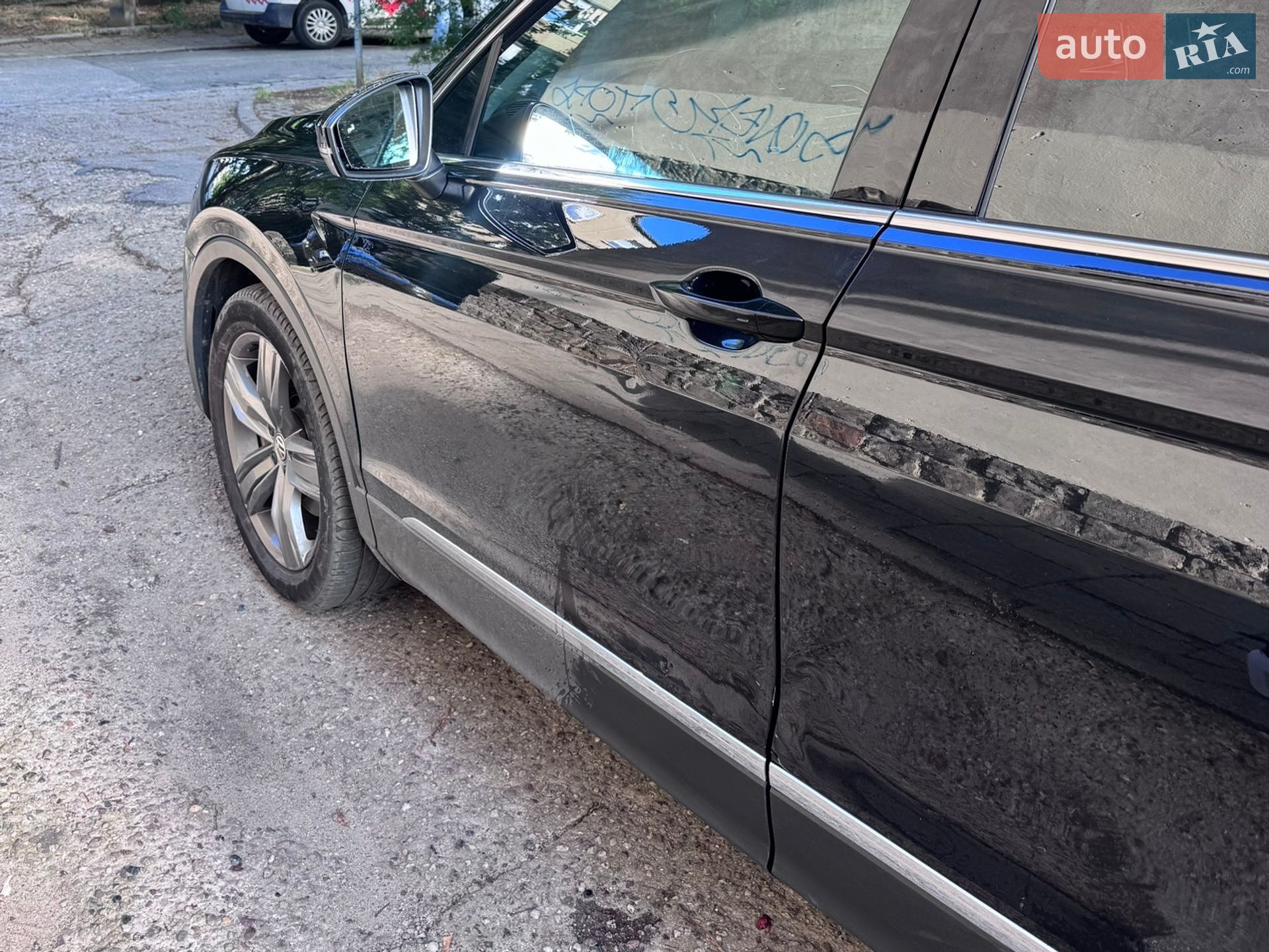 Volkswagen Tiguan 2018 VIN 3VV5B7AXXJM133661 фото оголошення 27 з 27